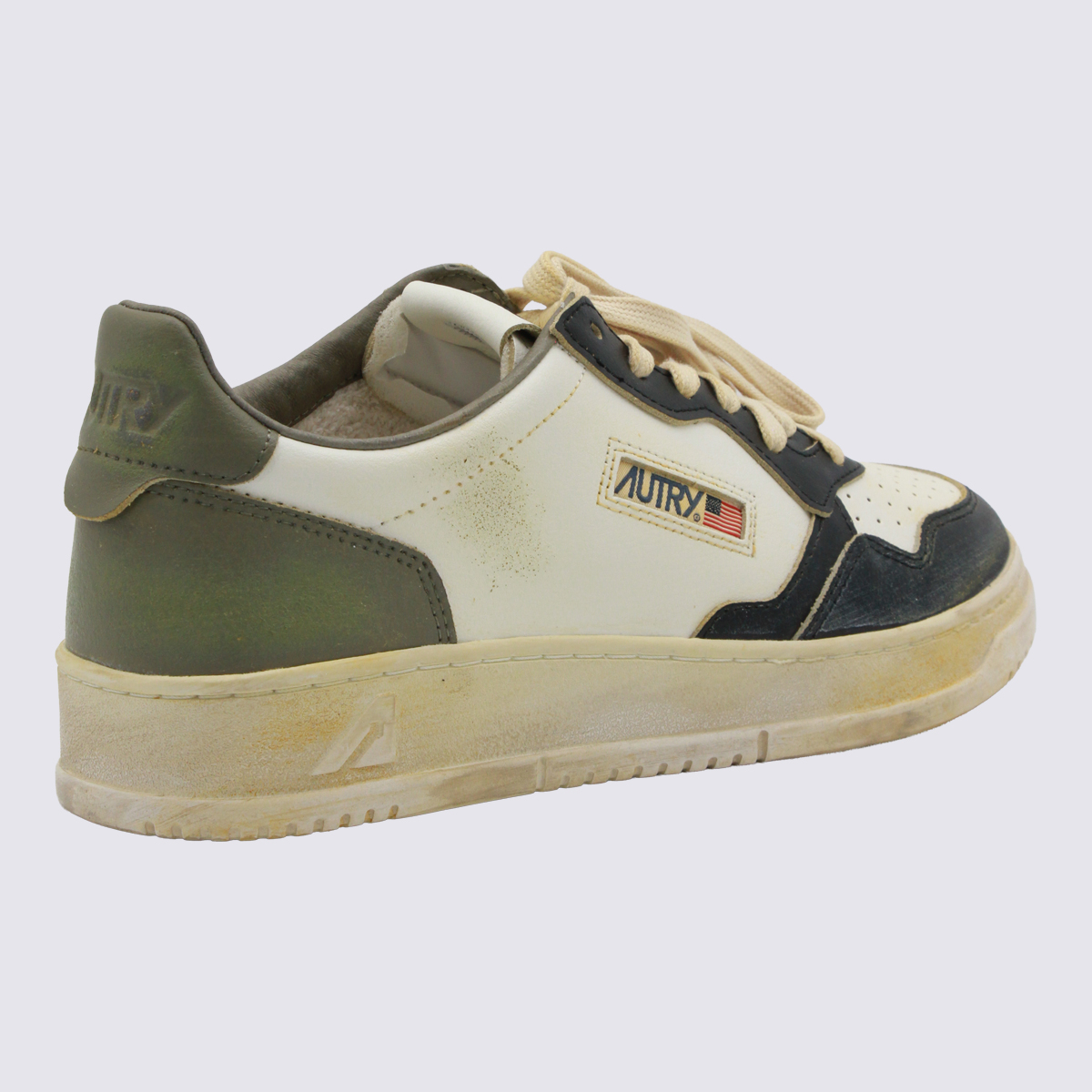 [AUTRY] Sneakers FW26 AVLMSV06