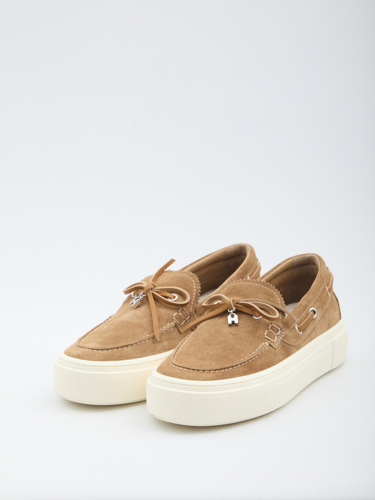 [Hogan] Loafer SS26 HXW7050GB30_BTM_C811