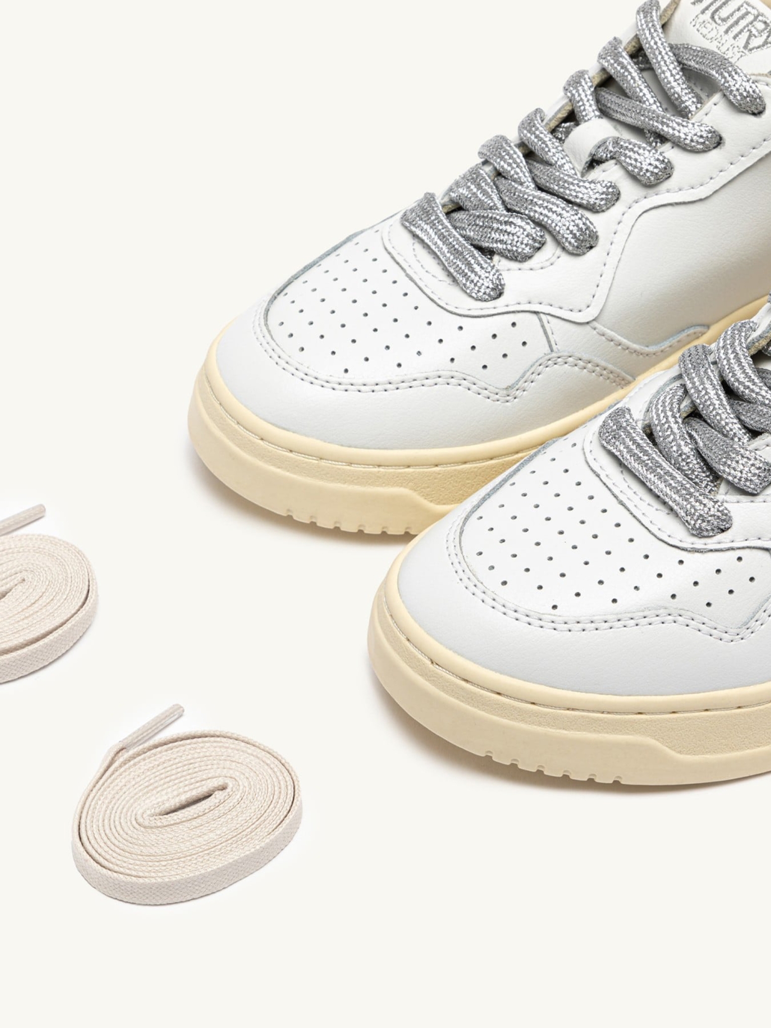 [AUTRY] Sneakers FW26 AULWSW03