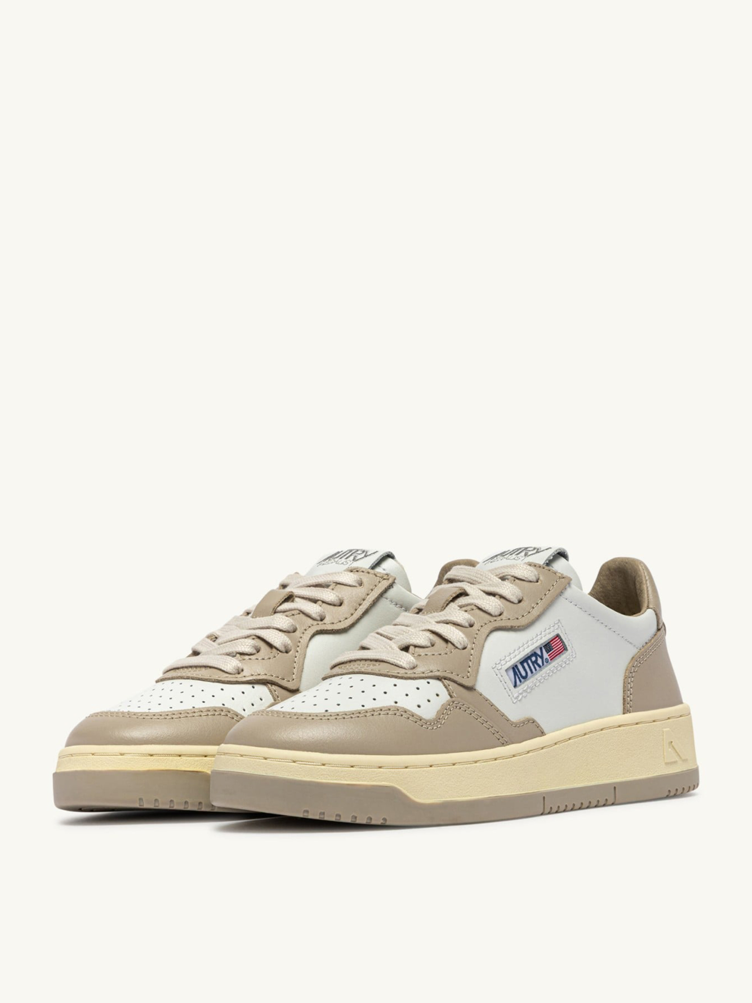 [AUTRY] Sneakers FW26 AULMWB67
