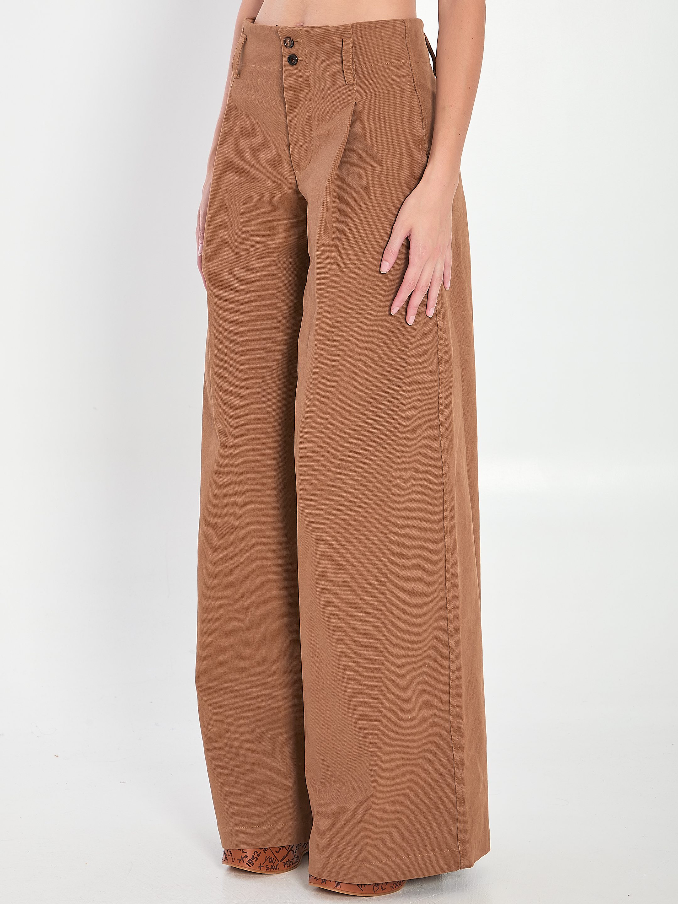 [Chloe] Trousers FW25 CH25APA11365__208