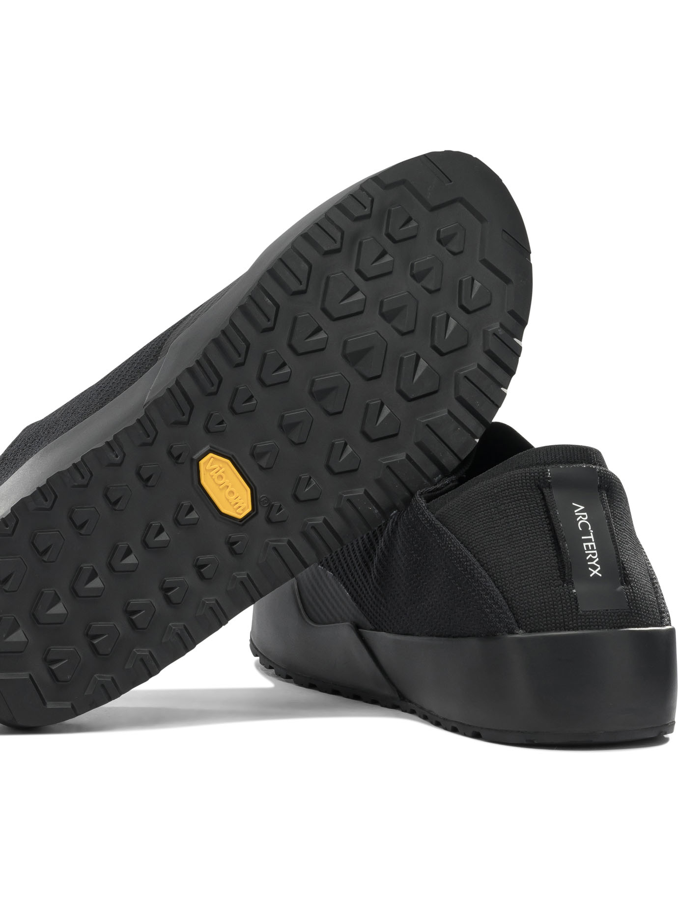 [ARC'TERYX] Sneakers SS26 X000010078KRAGGBLACK/BLACK