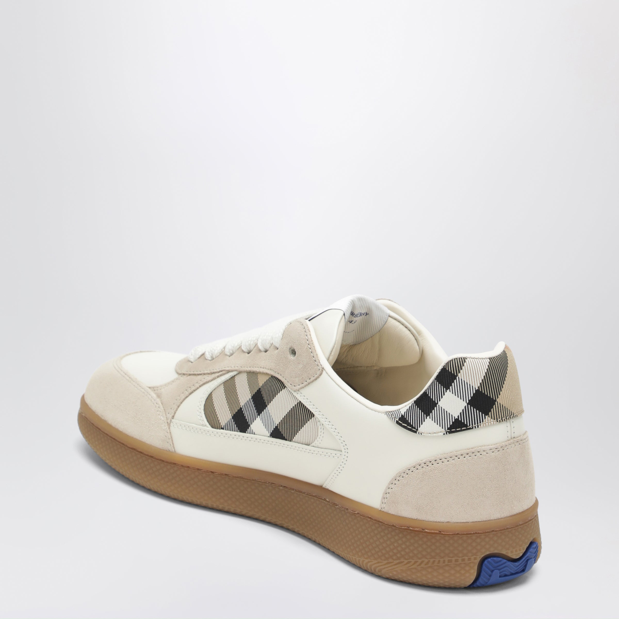 [Burberry] Sneakers FW26 8127510155362