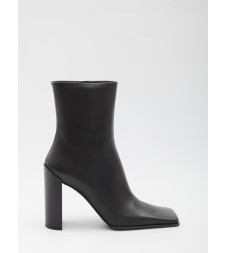[Alaia] Ankle Boots FW25 AA3O2009I052__999