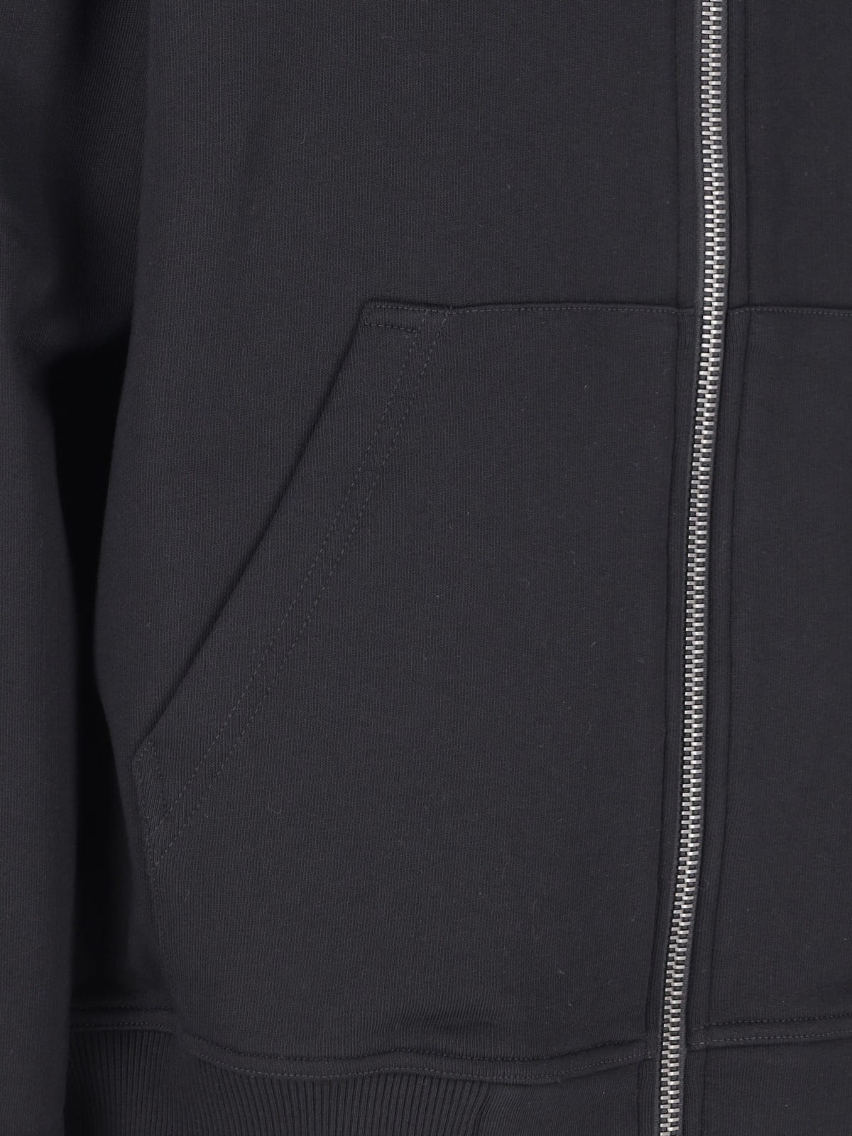 [Burberry] Zip Up FW26 8060705A1189