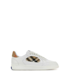 [Burberry] Sneakers FW26 8108654 A1464