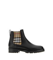 [Burberry] Boots FW26 8042363 A1189