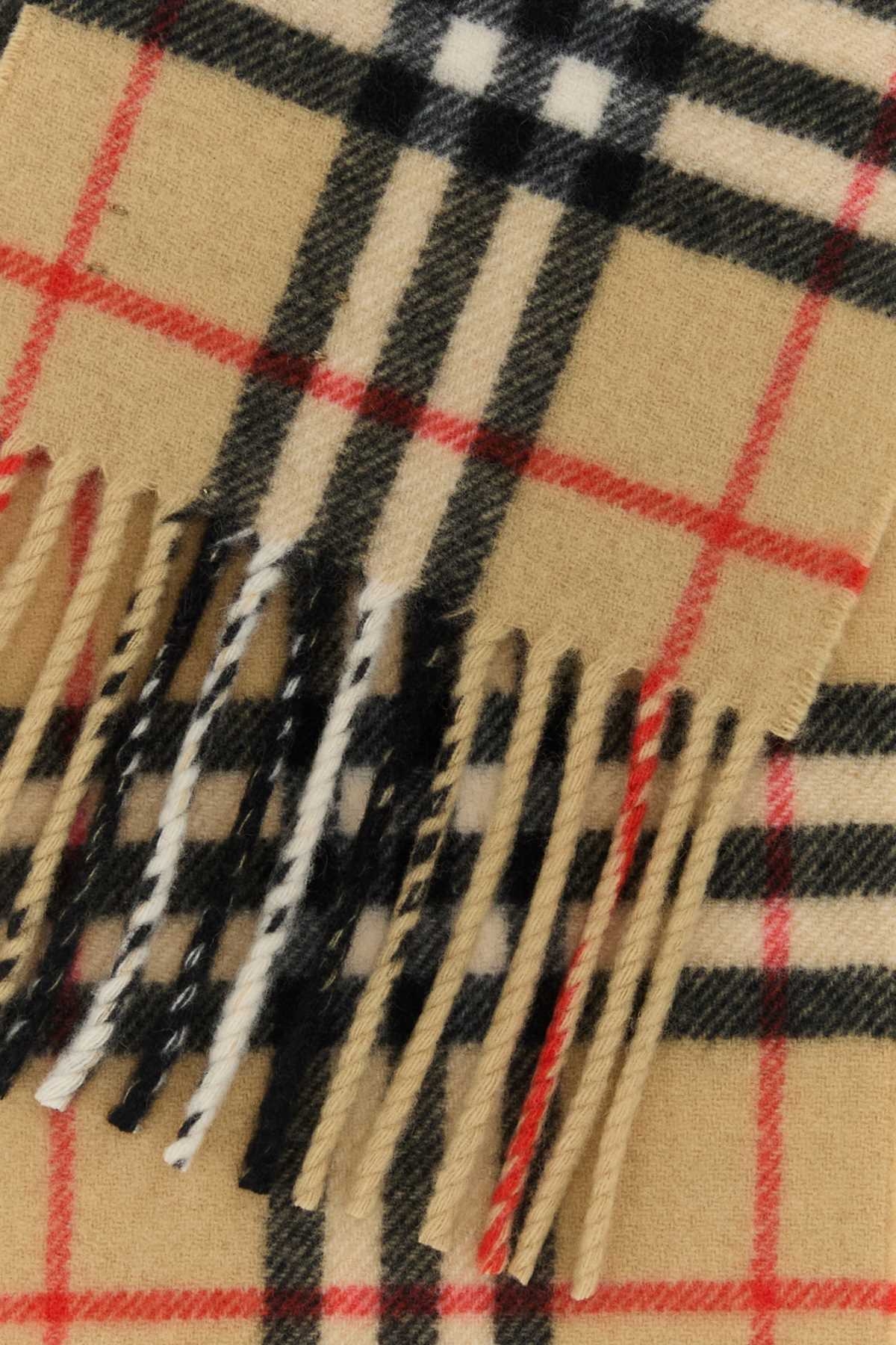[Burberry] Scarf FW26 8113377 B9719