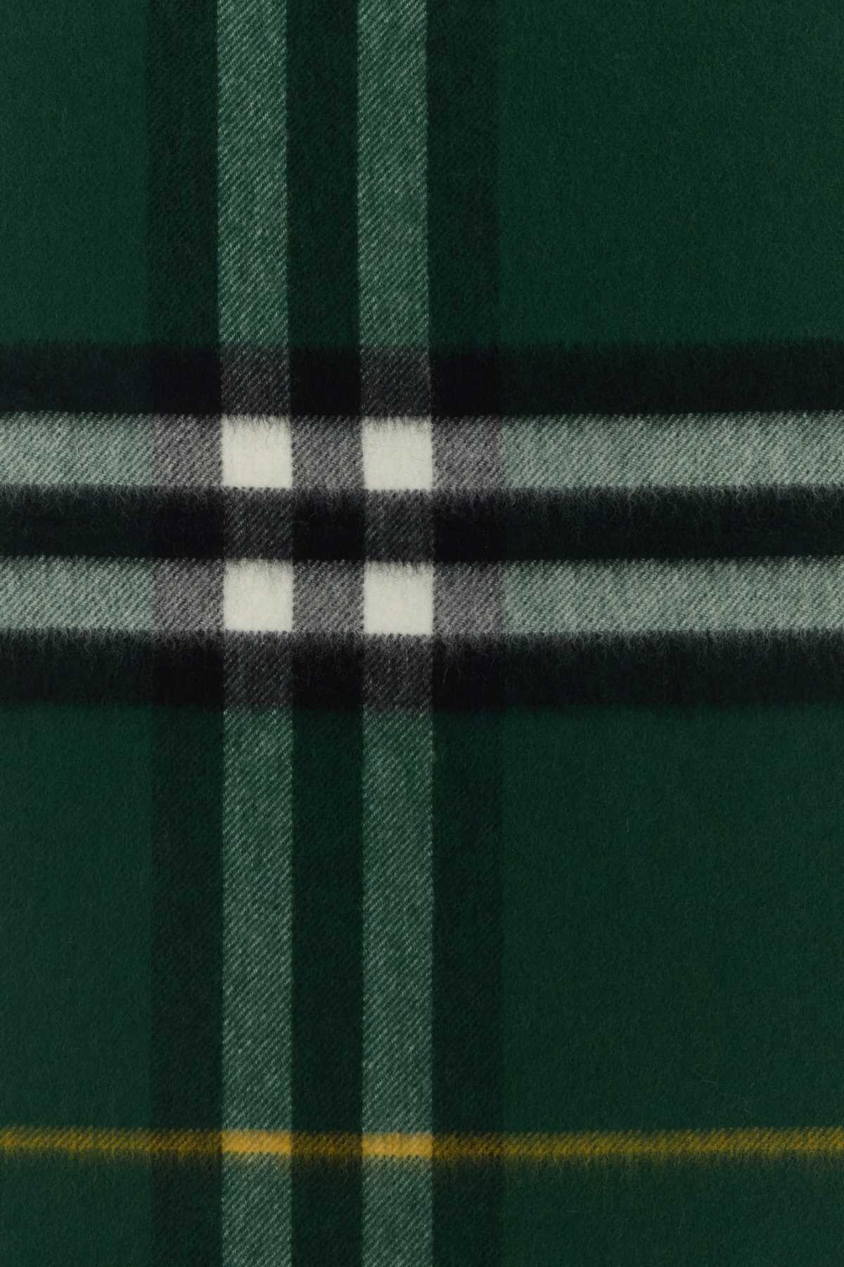[Burberry] Scarf FW26 8094653 A9545