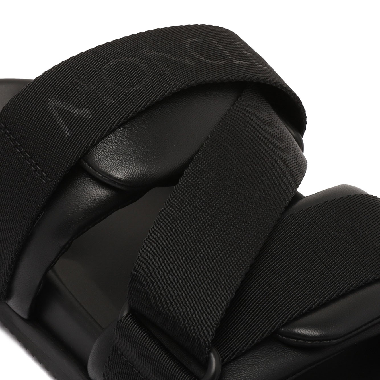 [Moncler] Sandals CO 4L00040M5027-999