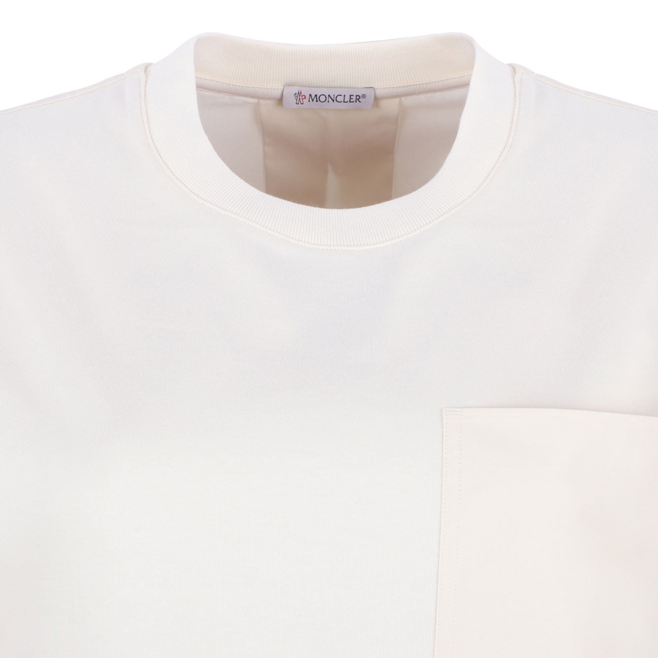 [Moncler] T-shirts Short Sleeve CO 8C0002089A4U-050