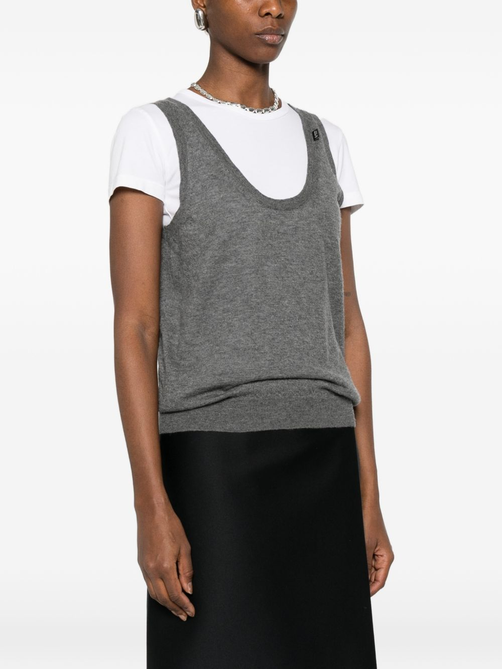 [Prada] T-shirts Sleeveless SS26 P29C1419VKF0480