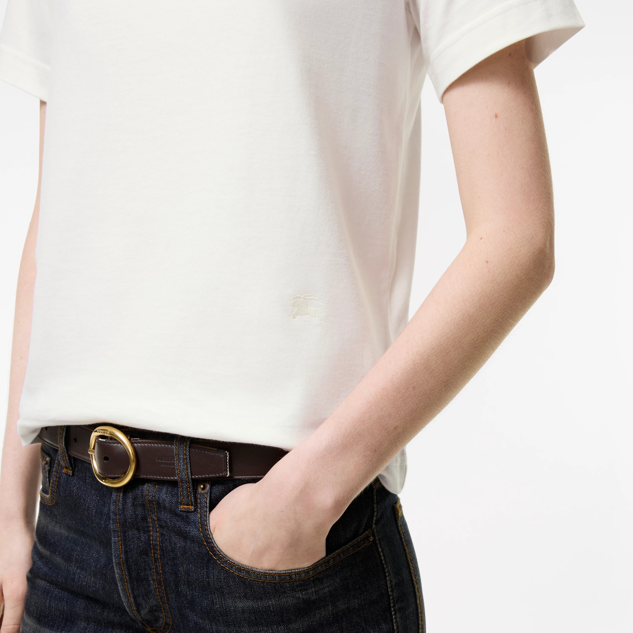 [Burberry] T-shirts Short Sleeve FW26 8127210B7078