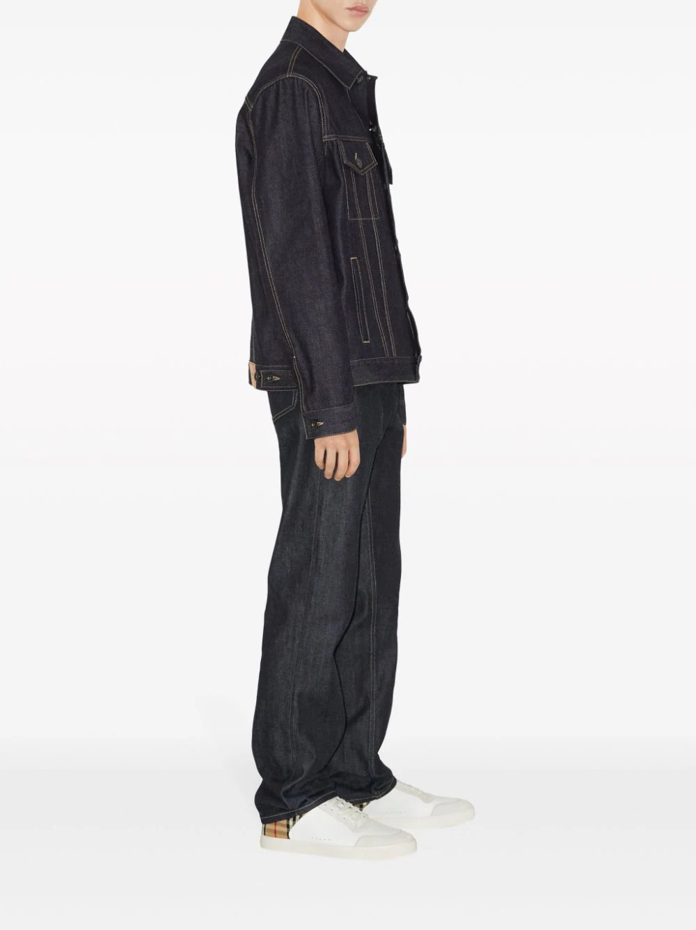 [Burberry] Sneakers FW26 8069089A9022