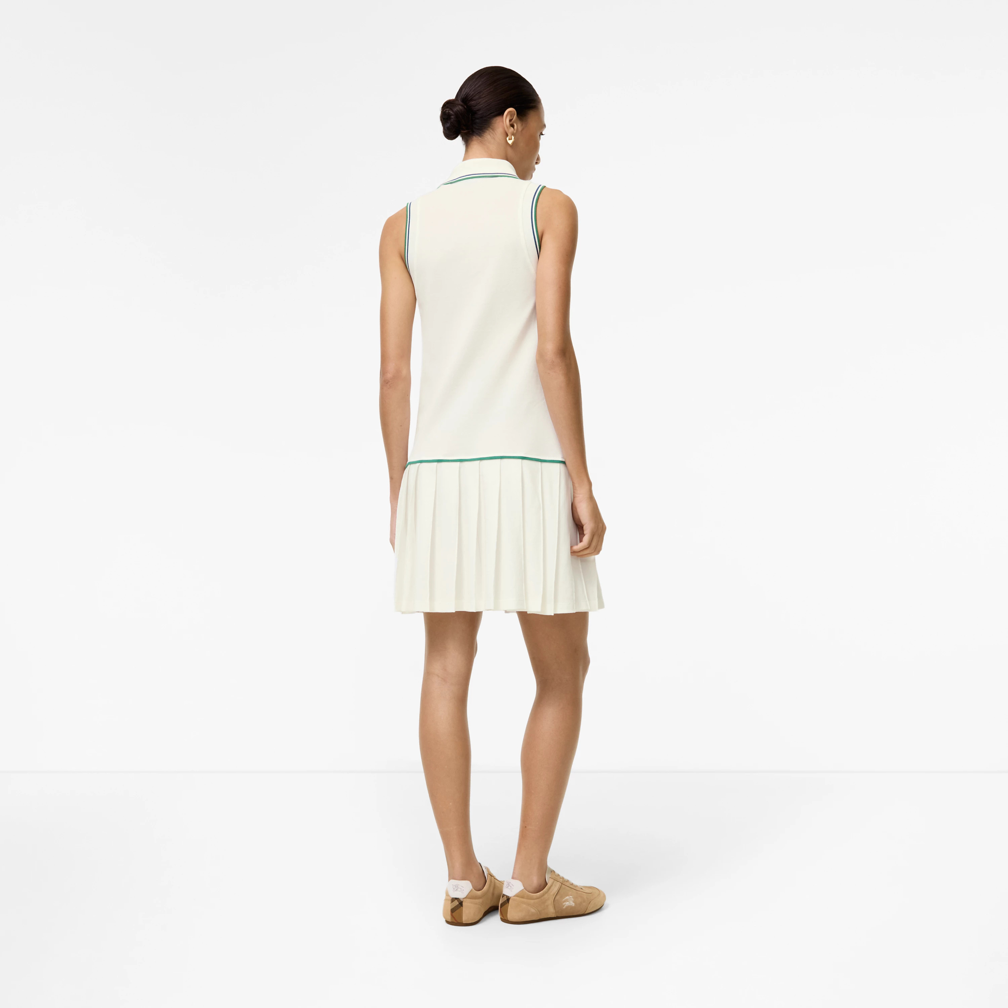 [Burberry] Sleeveless dress FW26 8126012B7078