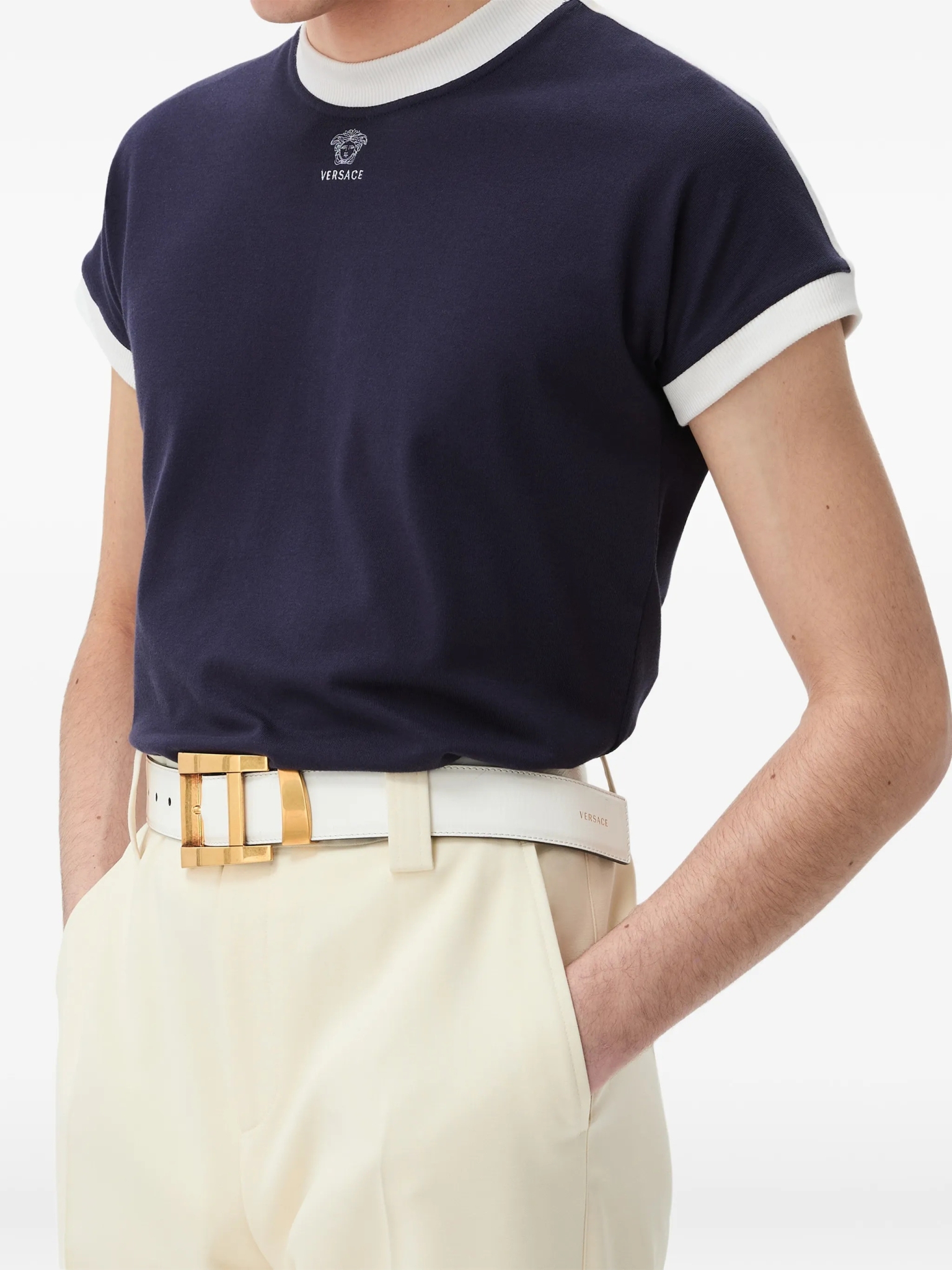 [Versace] T-shirts Short Sleeve FW26 10248241A186392U4M0
