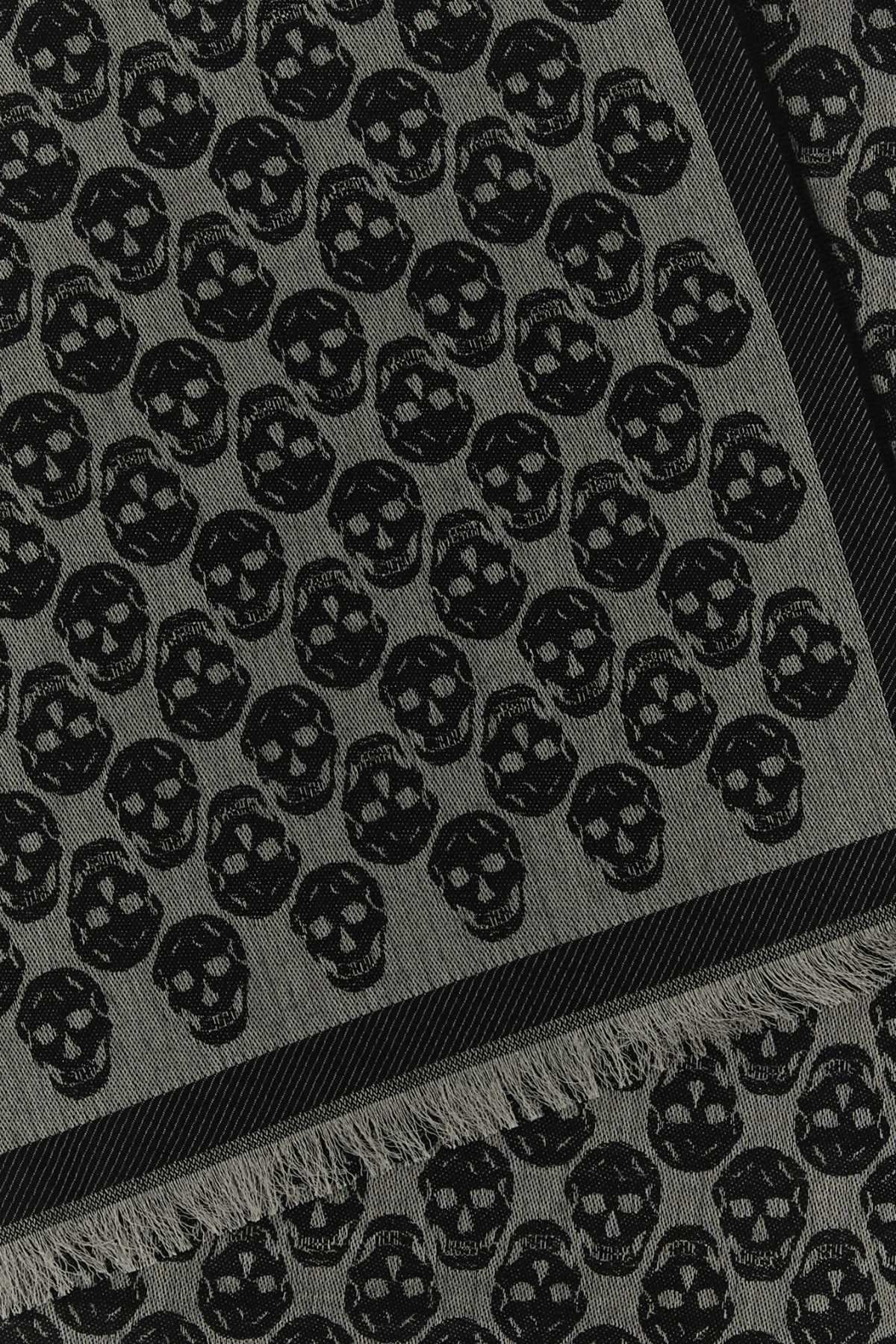[Alexander McQueen] Scarf FW25 8353784A82Q 1062