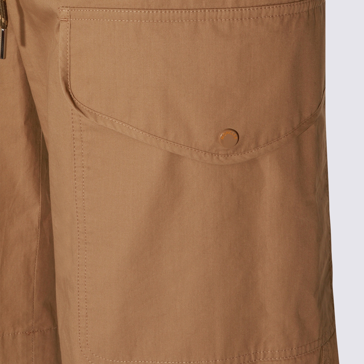 [Moncler] Shorts SS26 L10912B00007599C3224