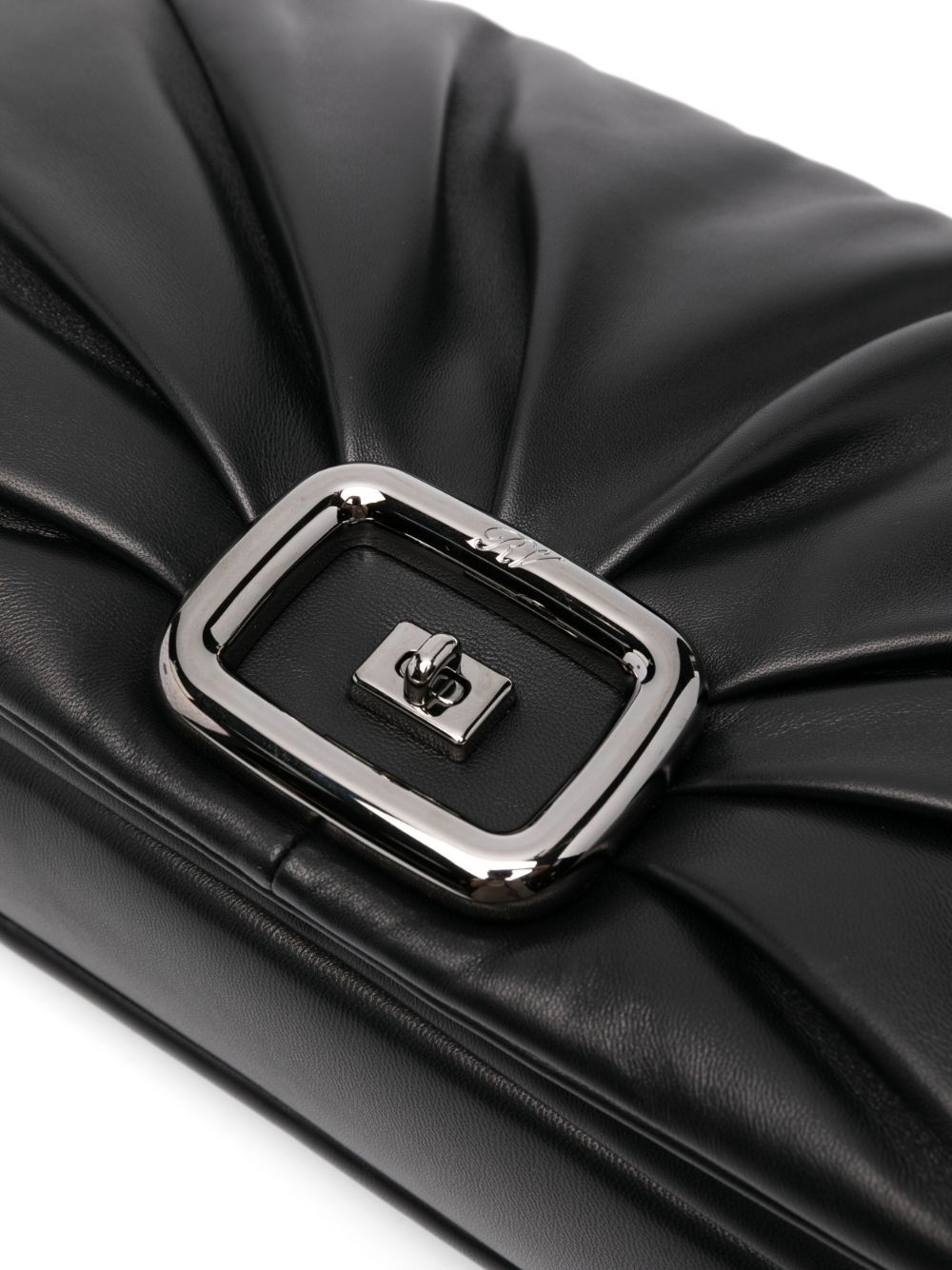 [Roger Vivier] Clutch bag FW24 RBWAOGJ0300YDRB999