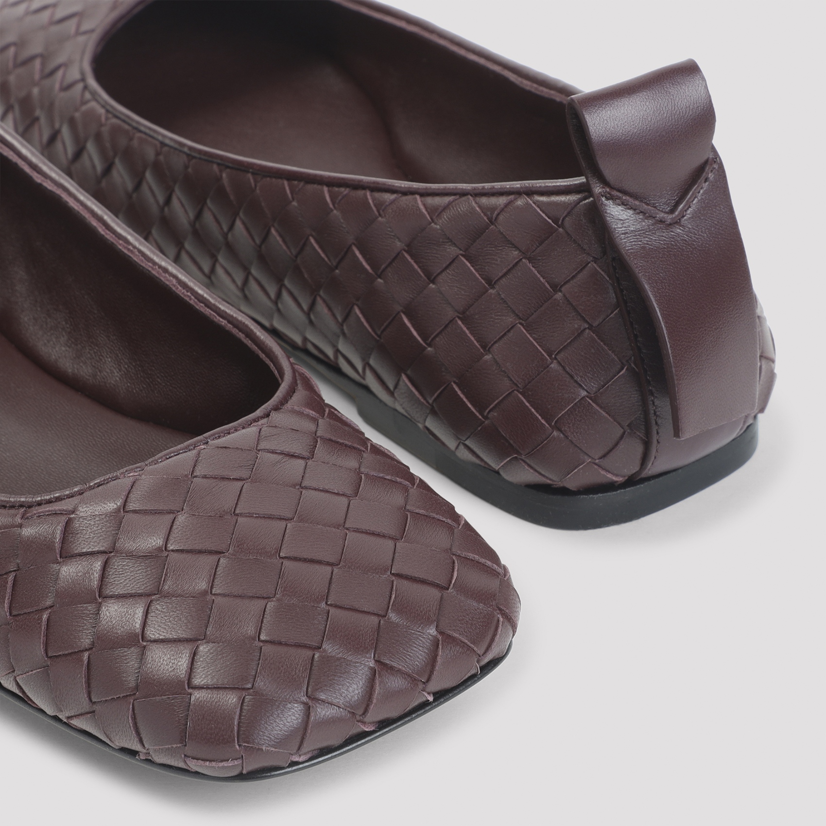 [Bottega Veneta] Flat shoes FW26 868206.V2ED0
