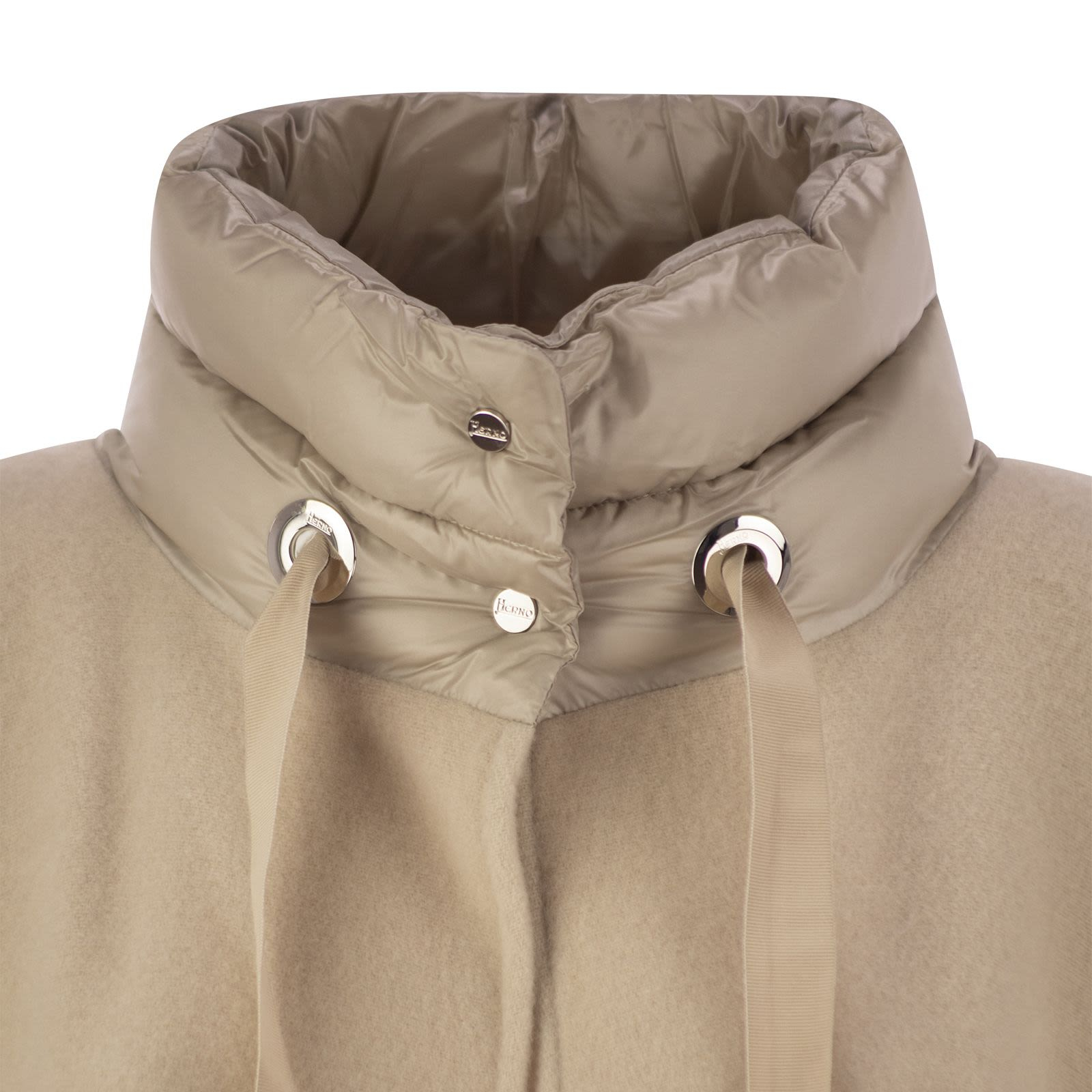 [Herno] Cape CO GC00066DR33395 1982