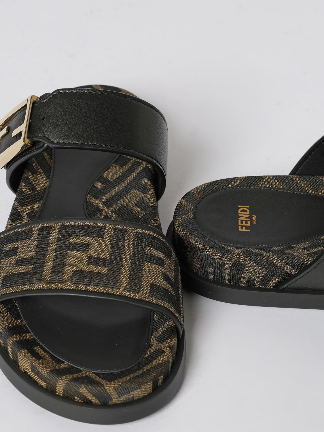 [Fendi] Sandals SS26 8X8710AEGV F0R7R