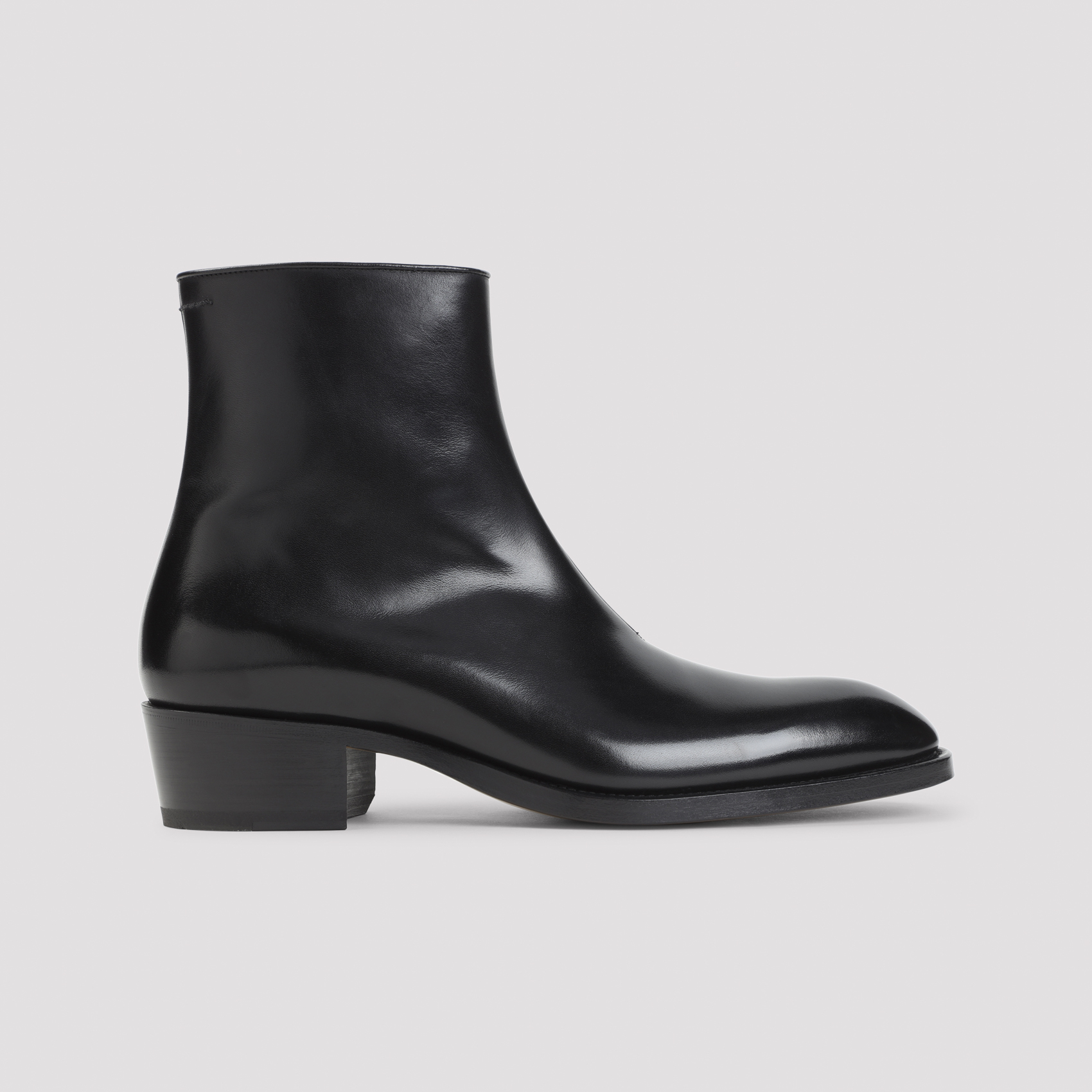 [Tom Ford] Boots FW26 J1561.LCL497P
