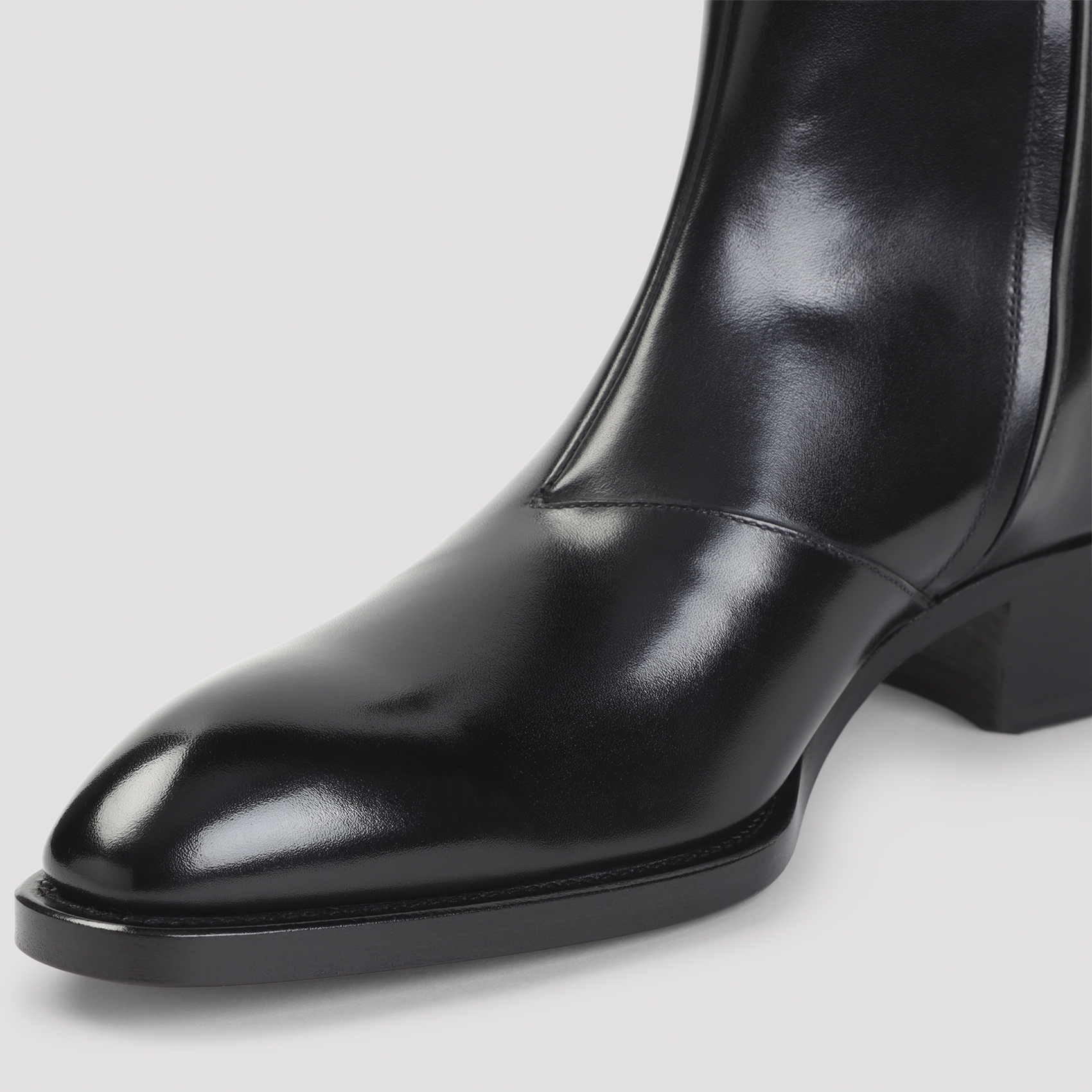 [Tom Ford] Boots FW26 J1561.LCL497P
