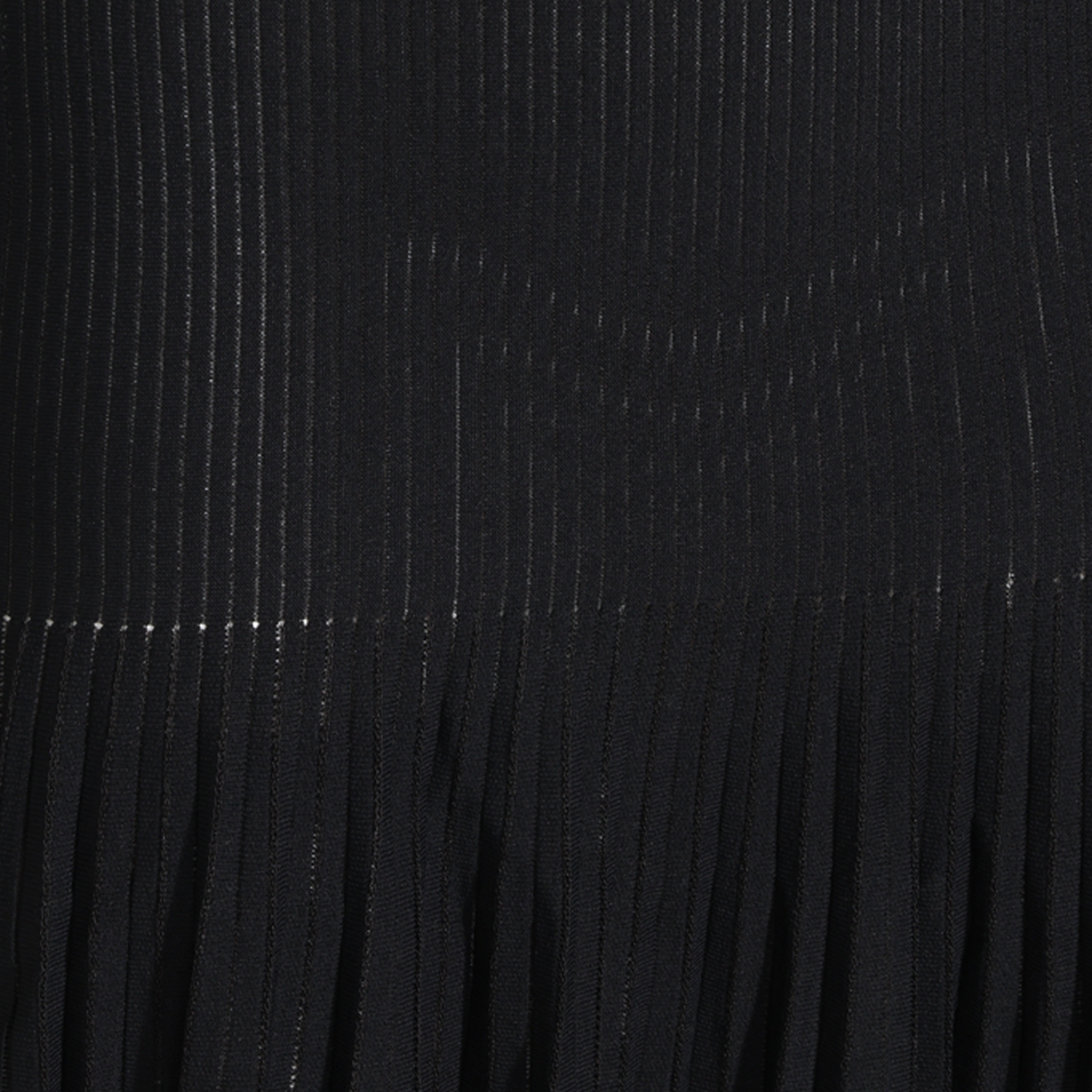 [Alaia] Long skirt FW26 AA9J2582K219D995