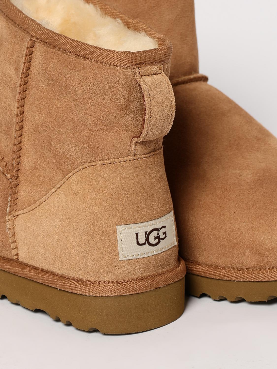 [UGG] Boots SS26 1002072 CHE