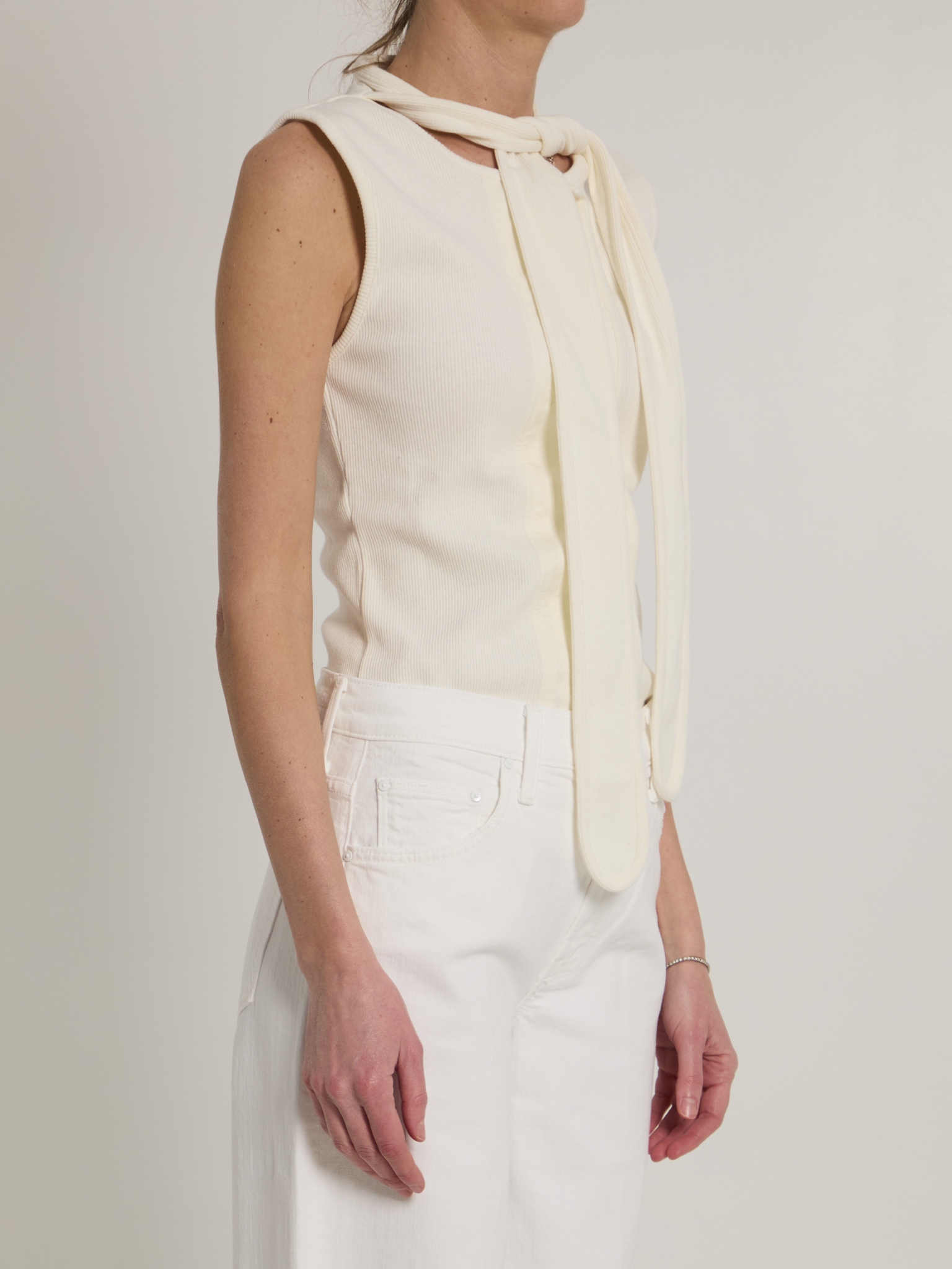 [LEMAIRE] Shirts Sleeveless SS26 TS0004_LJ1030_WH086