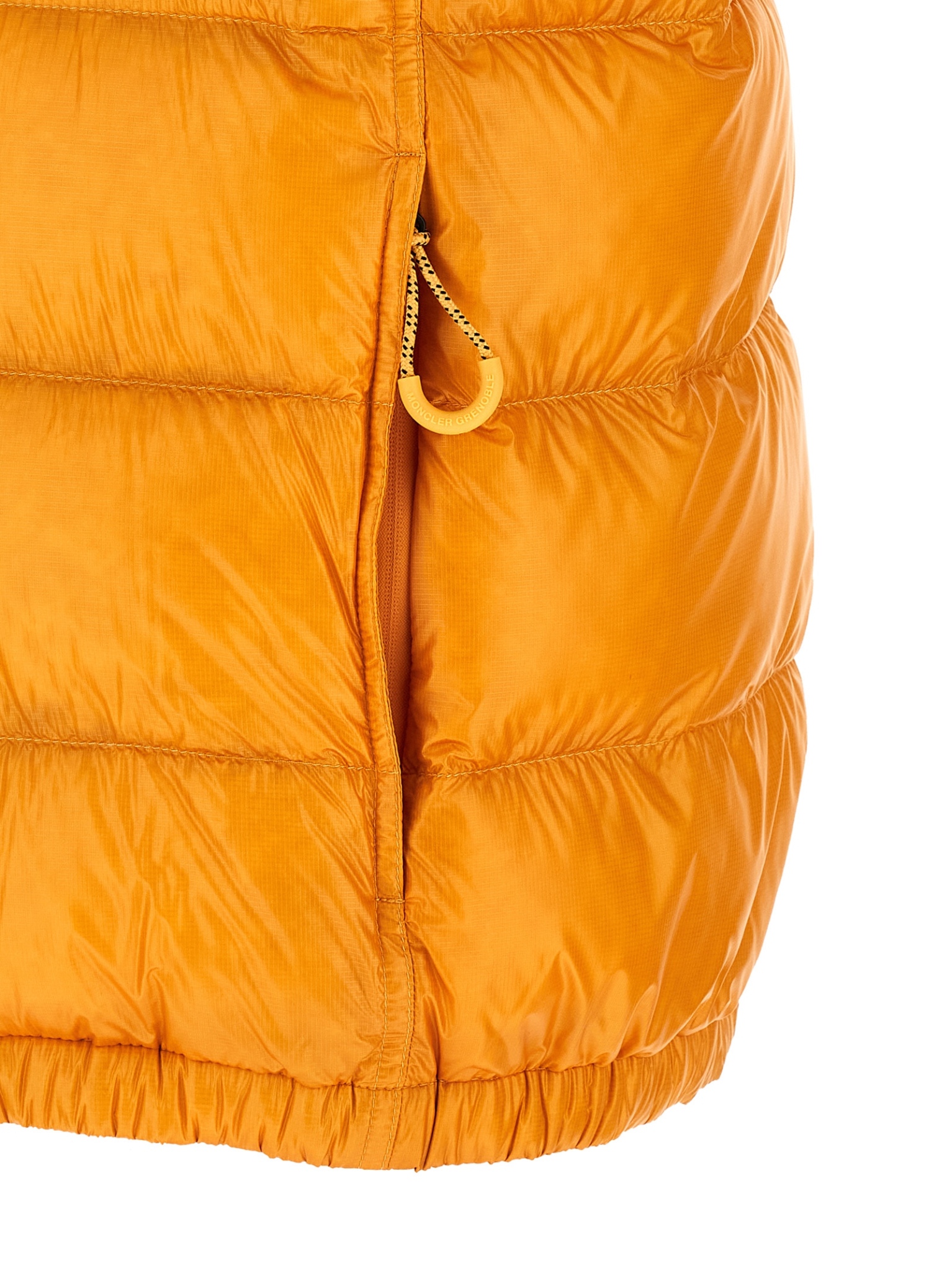 [MONCLER GRENOBLE] Vest SS26 L10971A00008597X6123