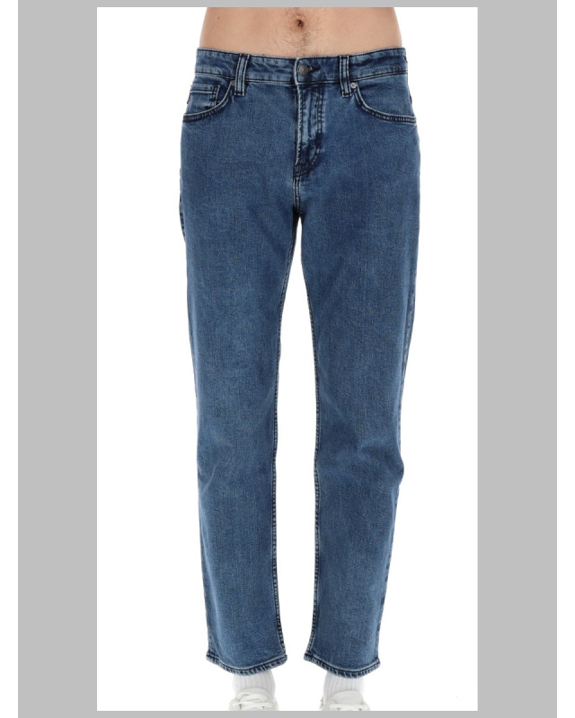 [BOSS] Jeans SS26 50559869_10251068424