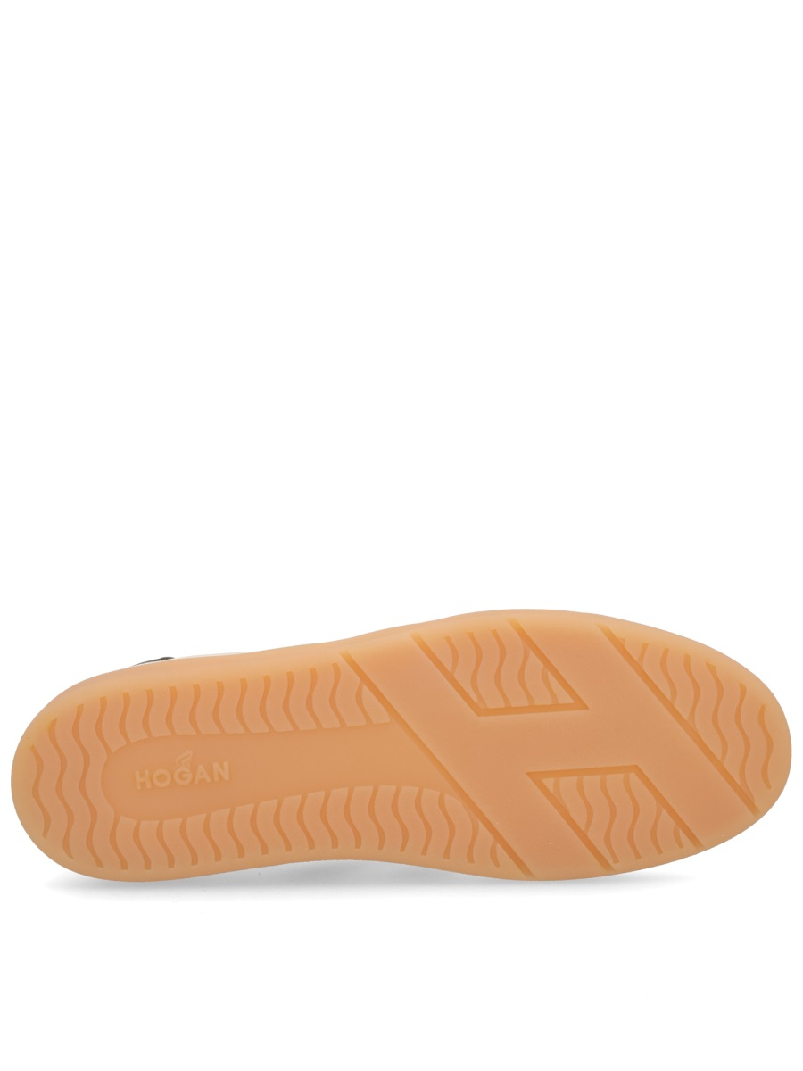 [Hogan] Sneakers SS26 HXM6470FB60_UWR826N