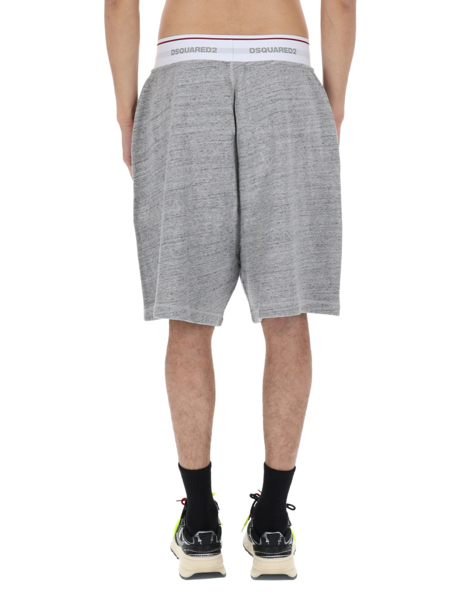 [DSQUARED] Shorts SS26 S71MU0903_D25026856M