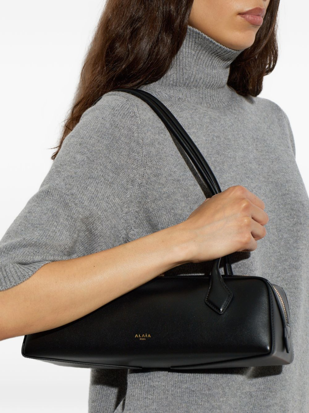 [Alaia] Shoulder bag FW26 AA1S06033I061999
