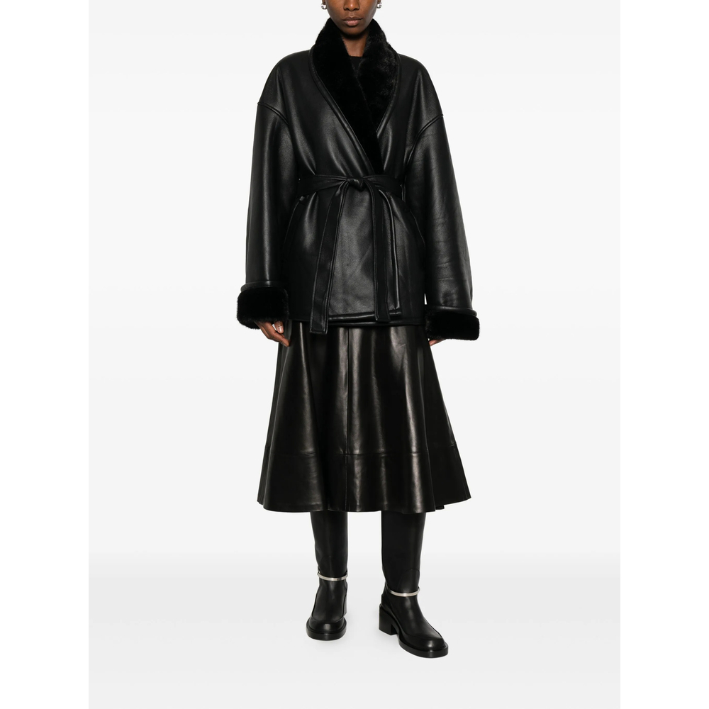 [Viktoria Chan] Mouton jacket FW25 AW25012BL  BLACK
