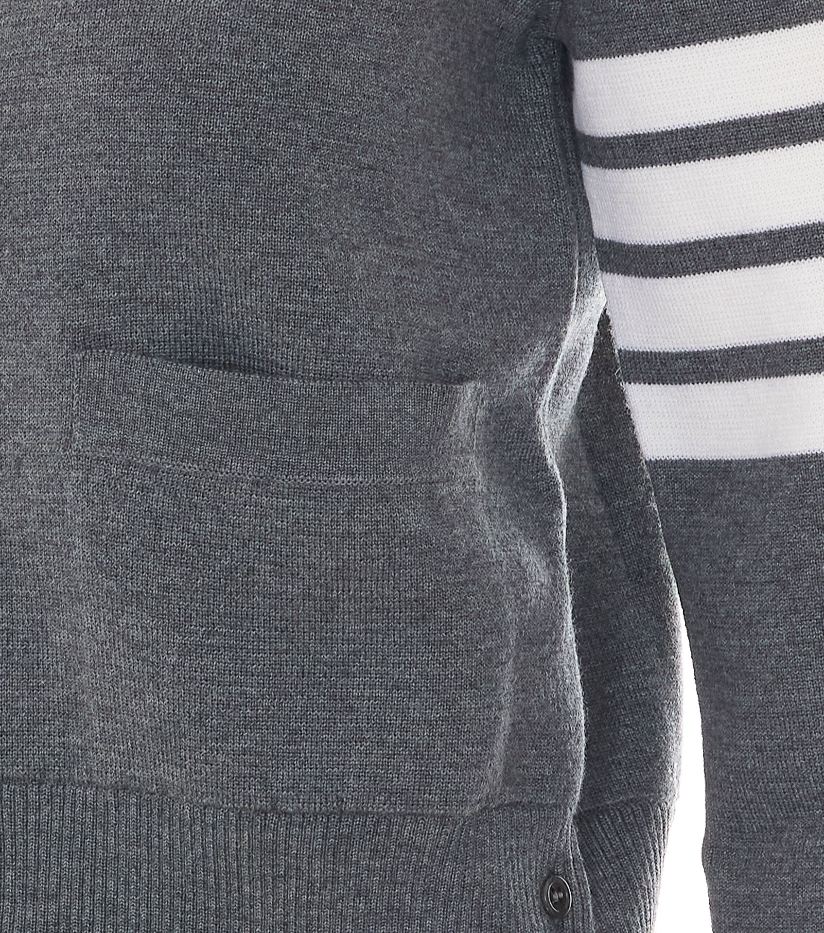 [Thom Browne] Cardigan FW26 FKC207A00014035