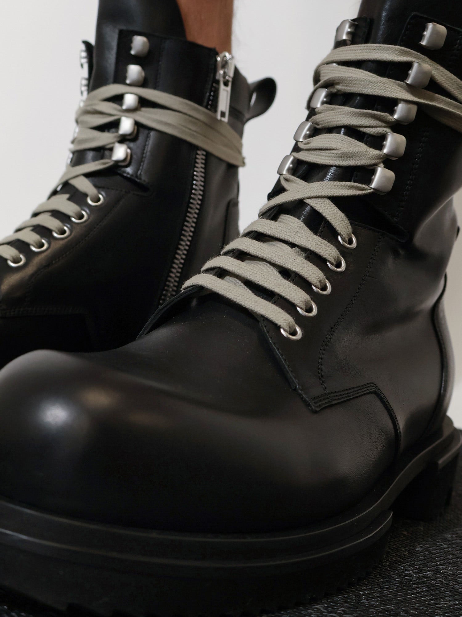 [Rick Owens] Boots FW26 RU01F2829LOO09