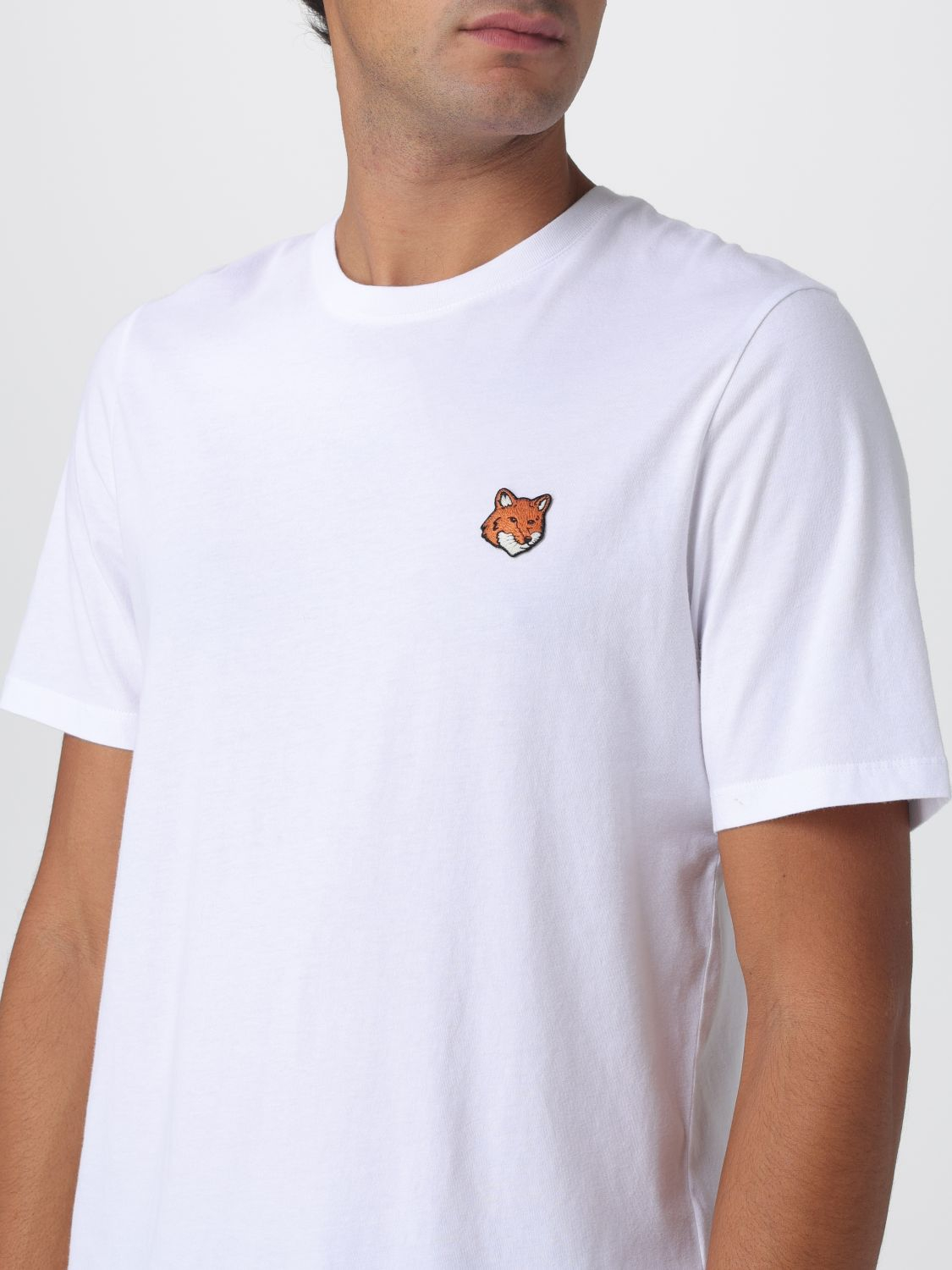 [MAISON KITSUNE] T-shirts Short Sleeve SS26 PM00107KJ7026 P100