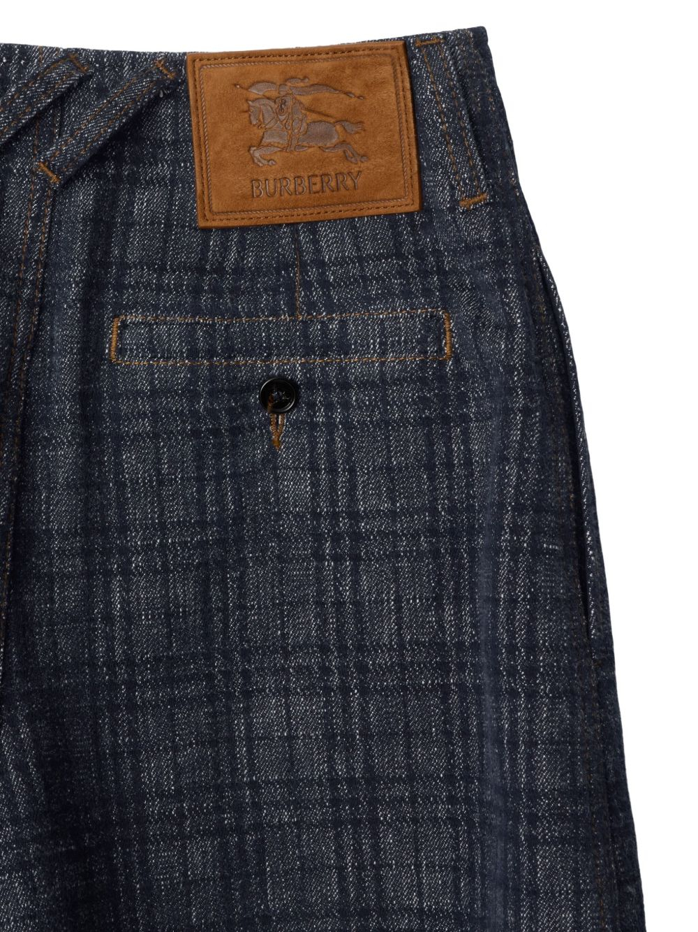 [Burberry] Shorts FW25 8110732X