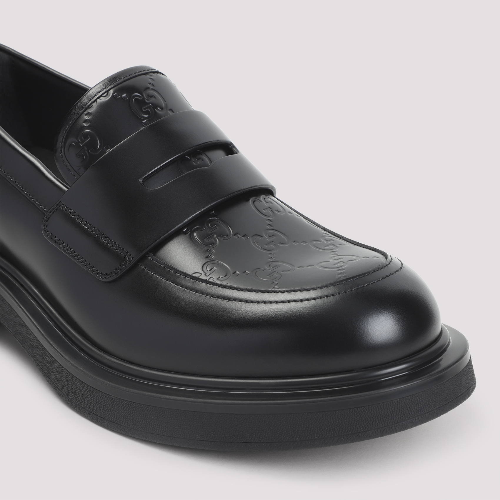 [Gucci] Loafer FW26 840267.AAE8P