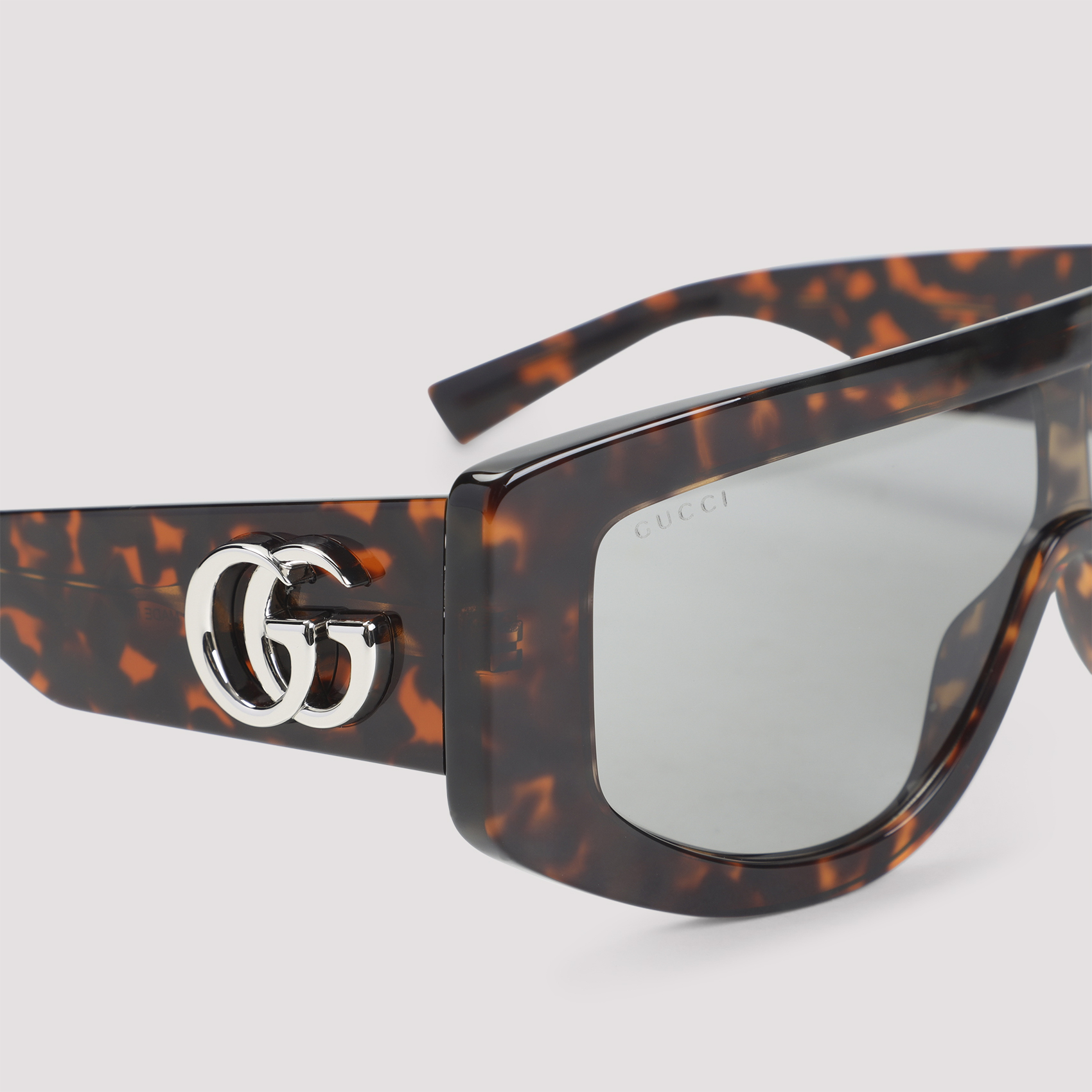 [Gucci] Sunglasses FW26 839997.J0740