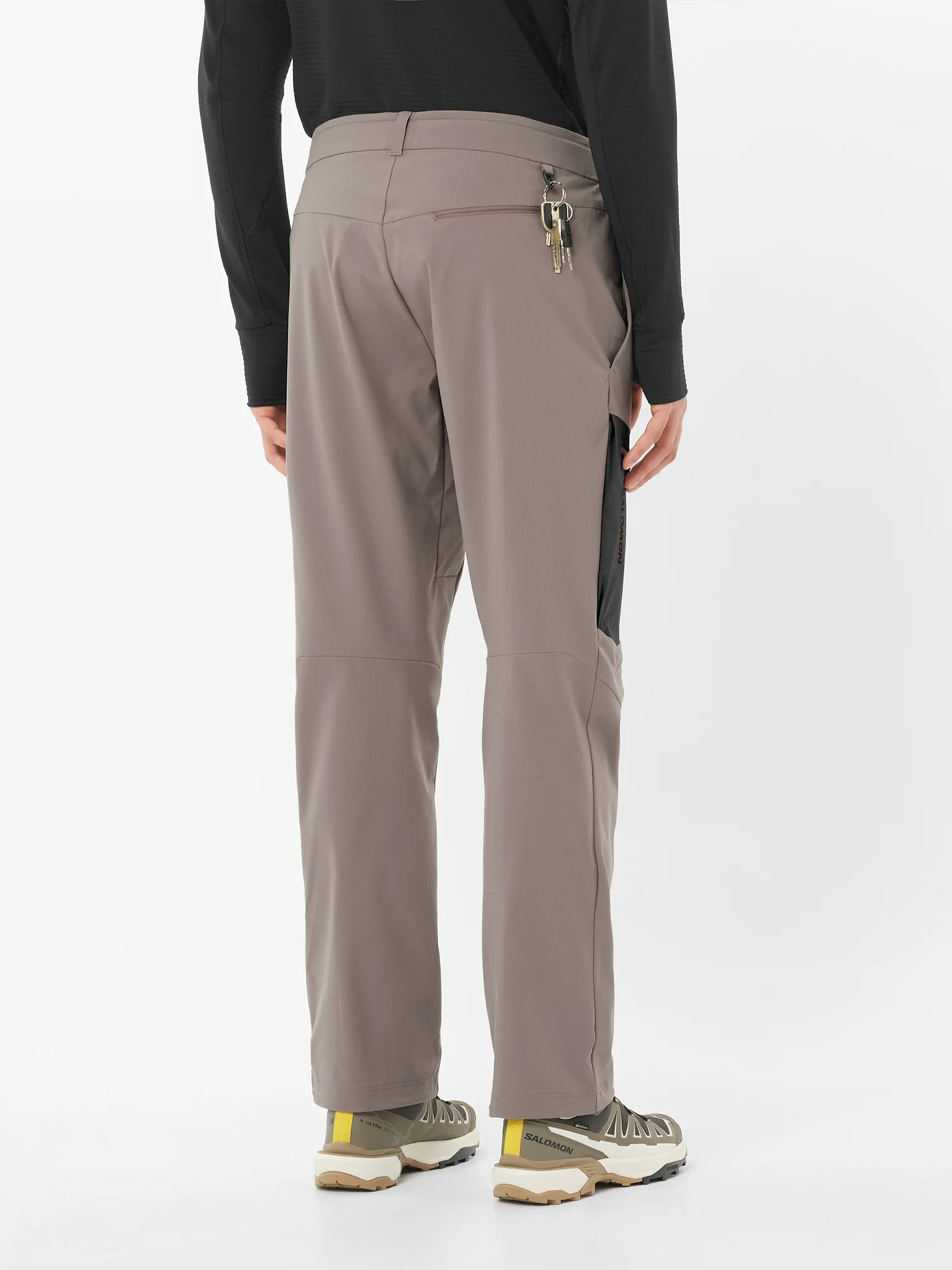 [SALOMON] Trousers SS26 LC2646200