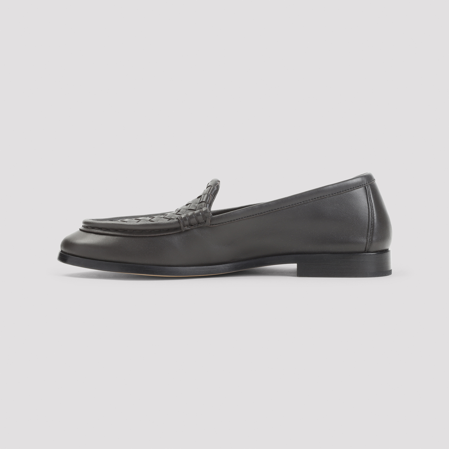 [Bottega Veneta] Loafer FW26 876126.VBSDO