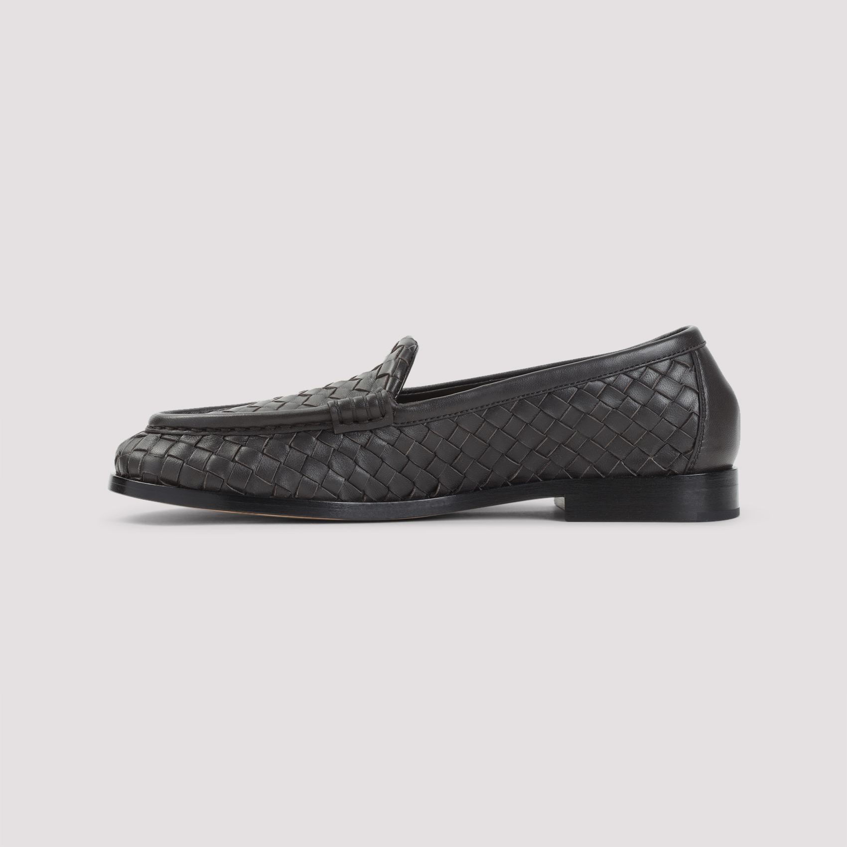 [Bottega Veneta] Loafer FW26 867815.V2ED0