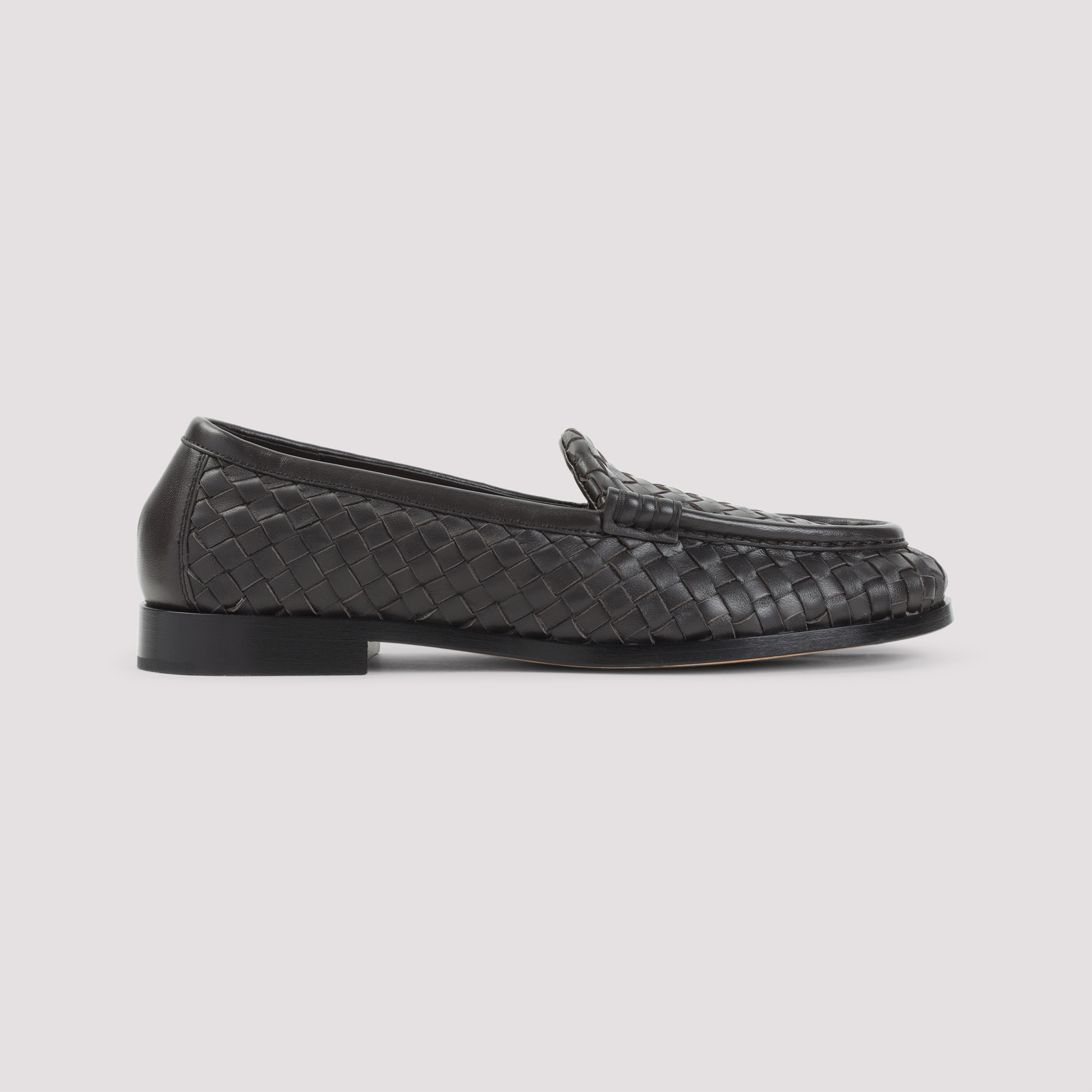 [Bottega Veneta] Loafer FW26 867815.V2ED0