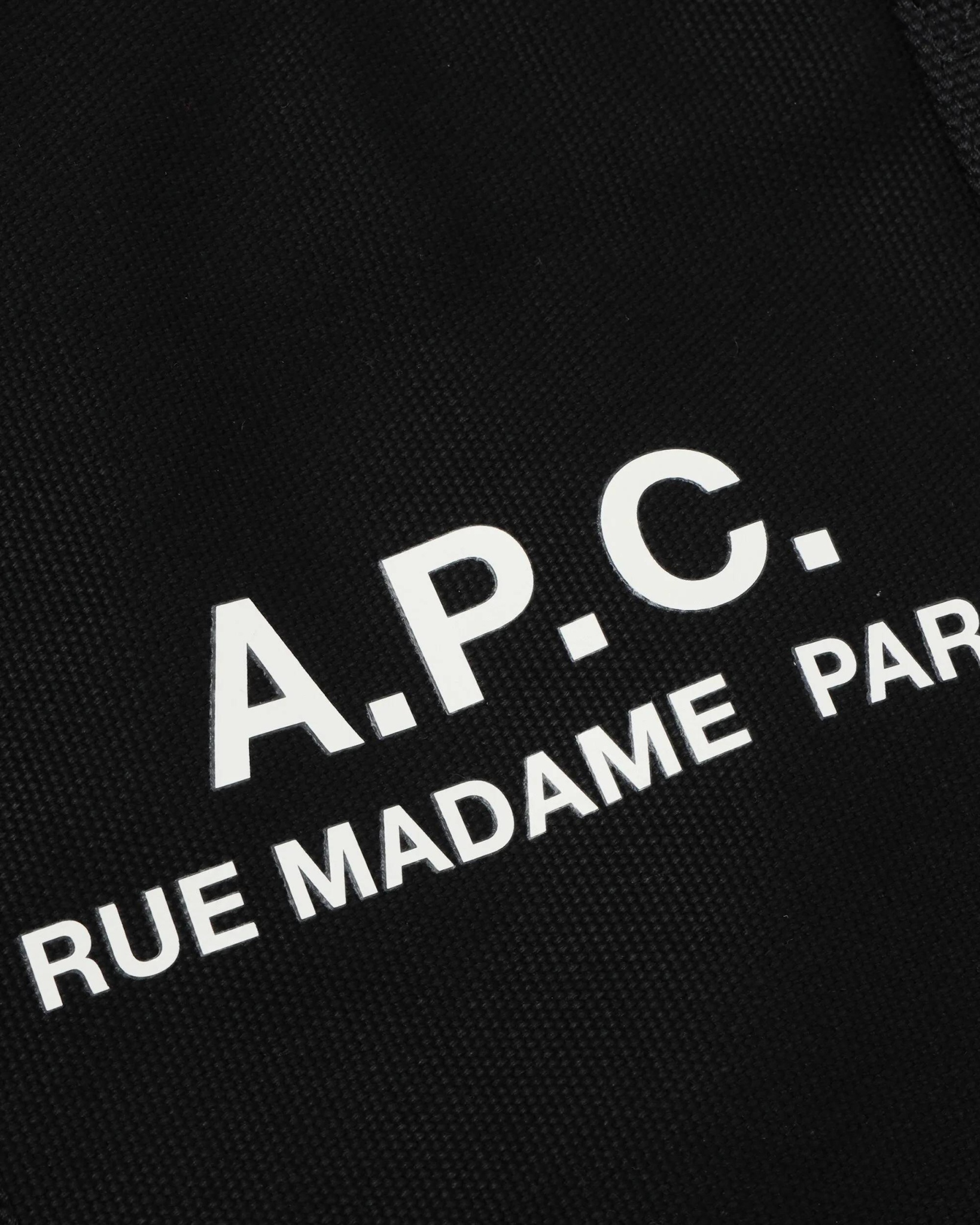 [A.P.C.] Bag FW26 CODBM-H62230LZZ