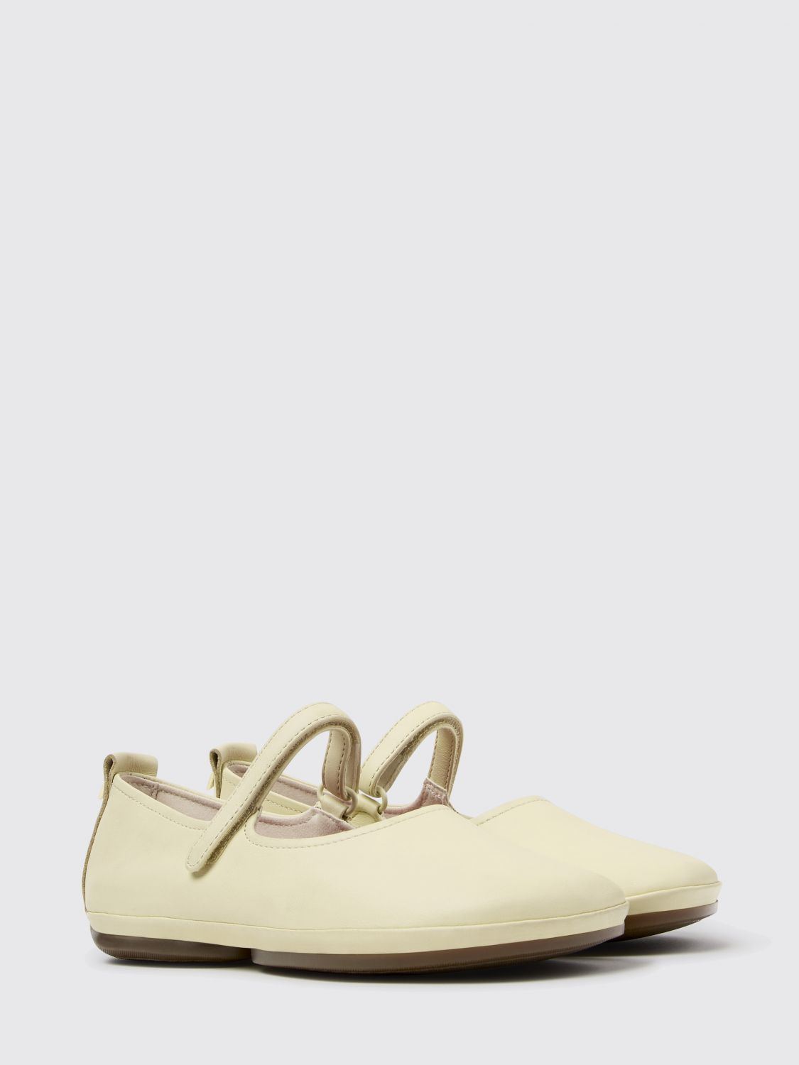 [CAMPER] Flat shoes SS26 K201365-036 RIGHT NINA 0