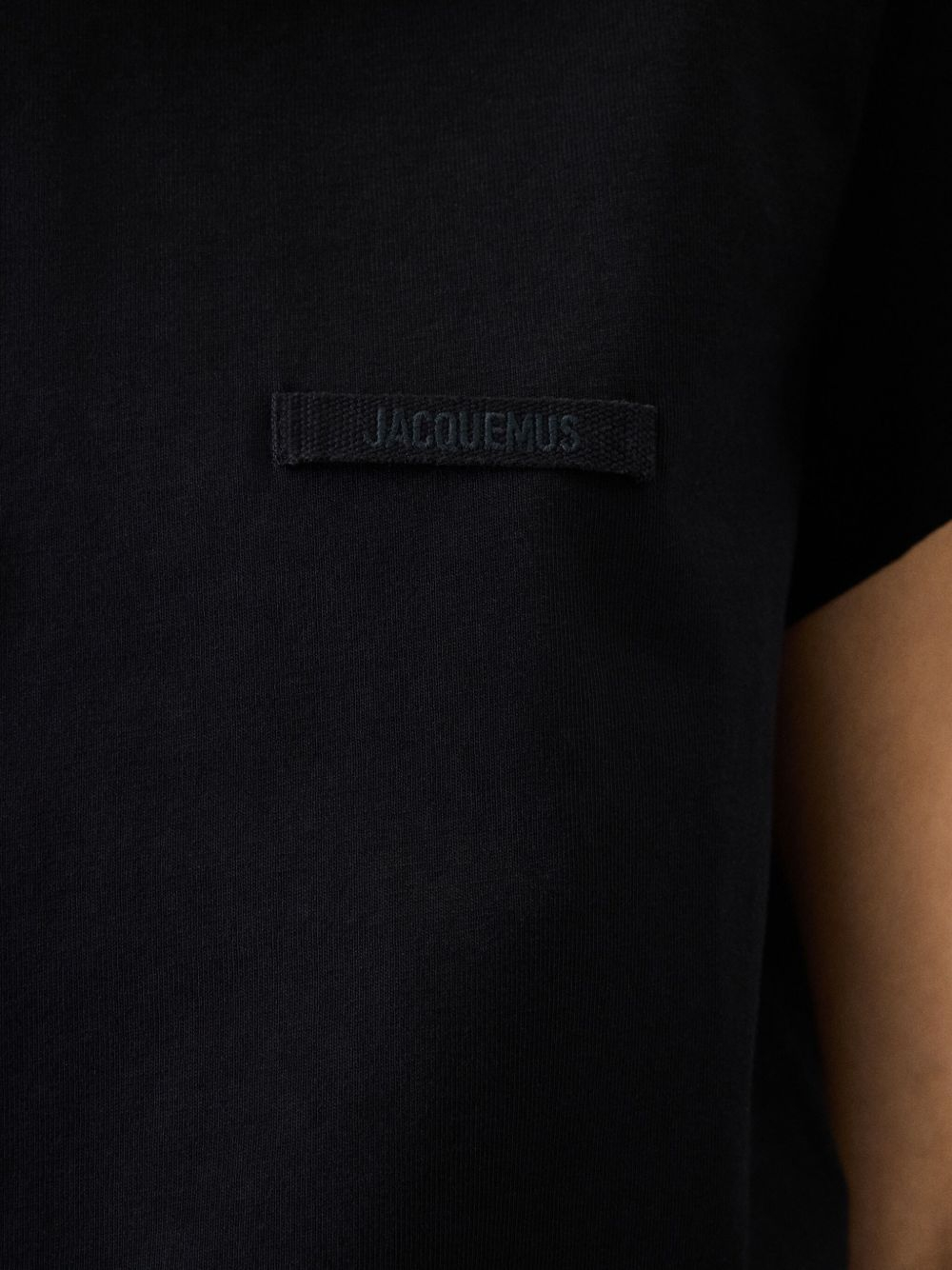 [JACQUEMUS] T-shirts Short Sleeve FW26 TSW00550AJ00029 990